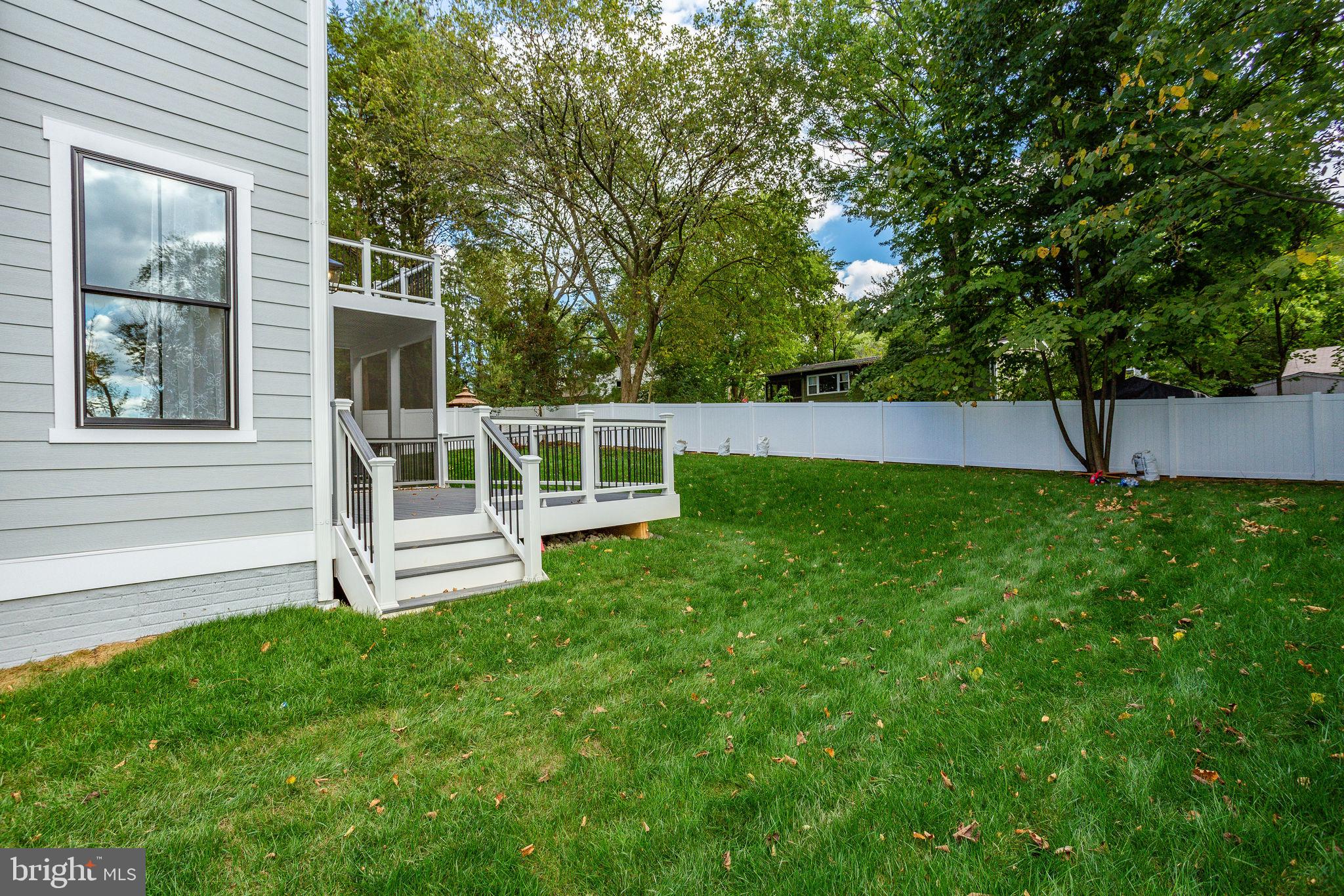 VIENNA WOODS - Residential