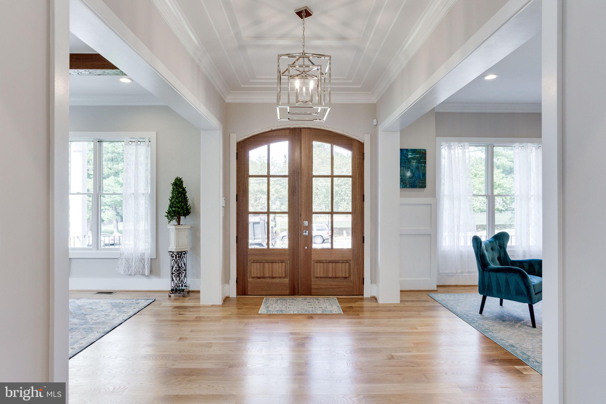 VIENNA WOODS - Residential