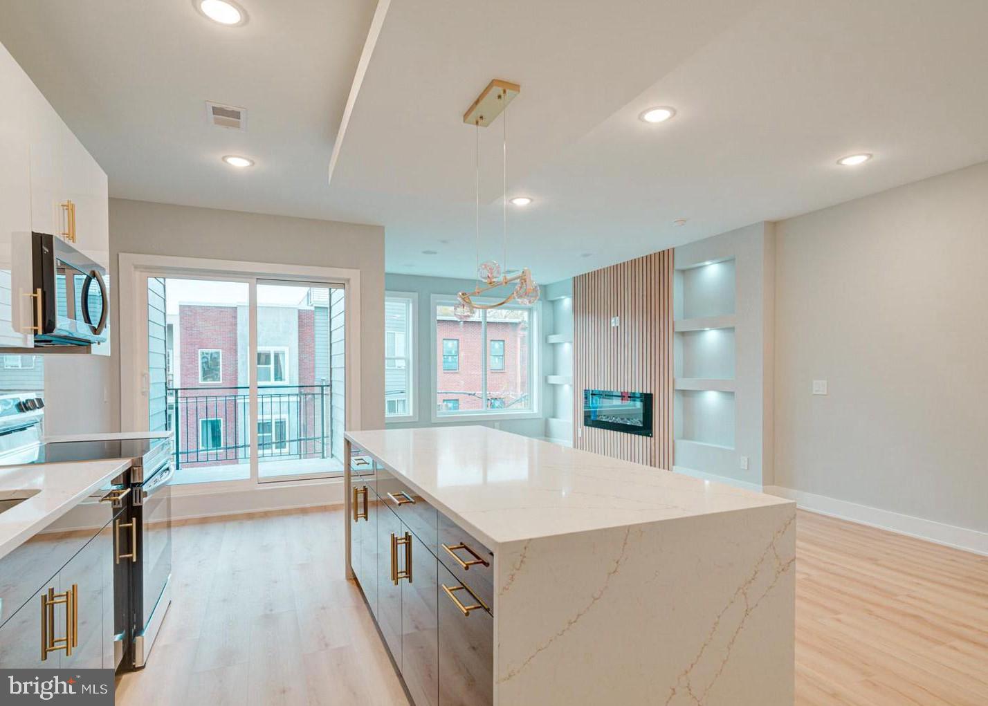 1805 FRANKFORD AVENUE 3