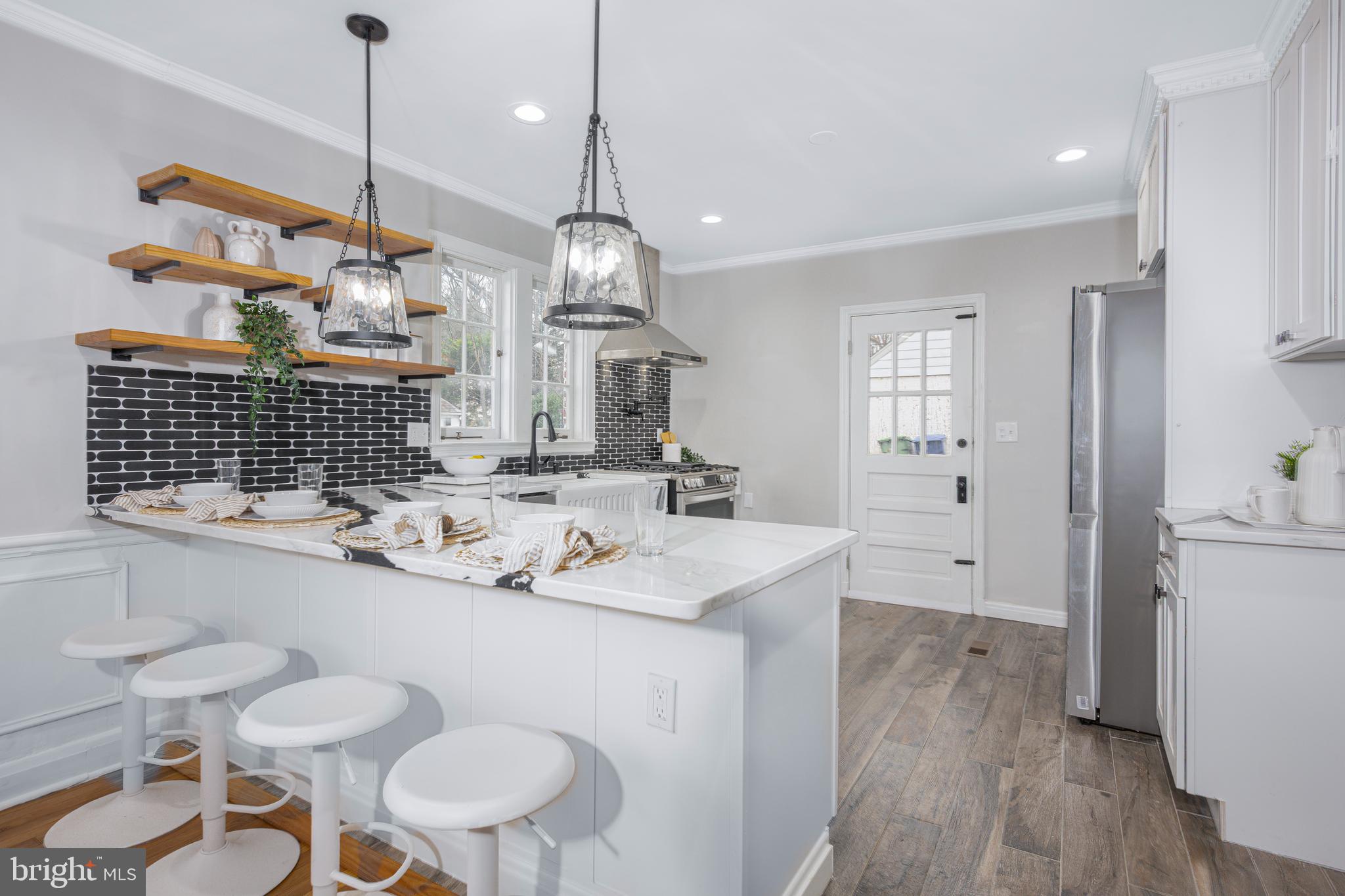 HOMELAND HISTORIC DISTRICT - Residential