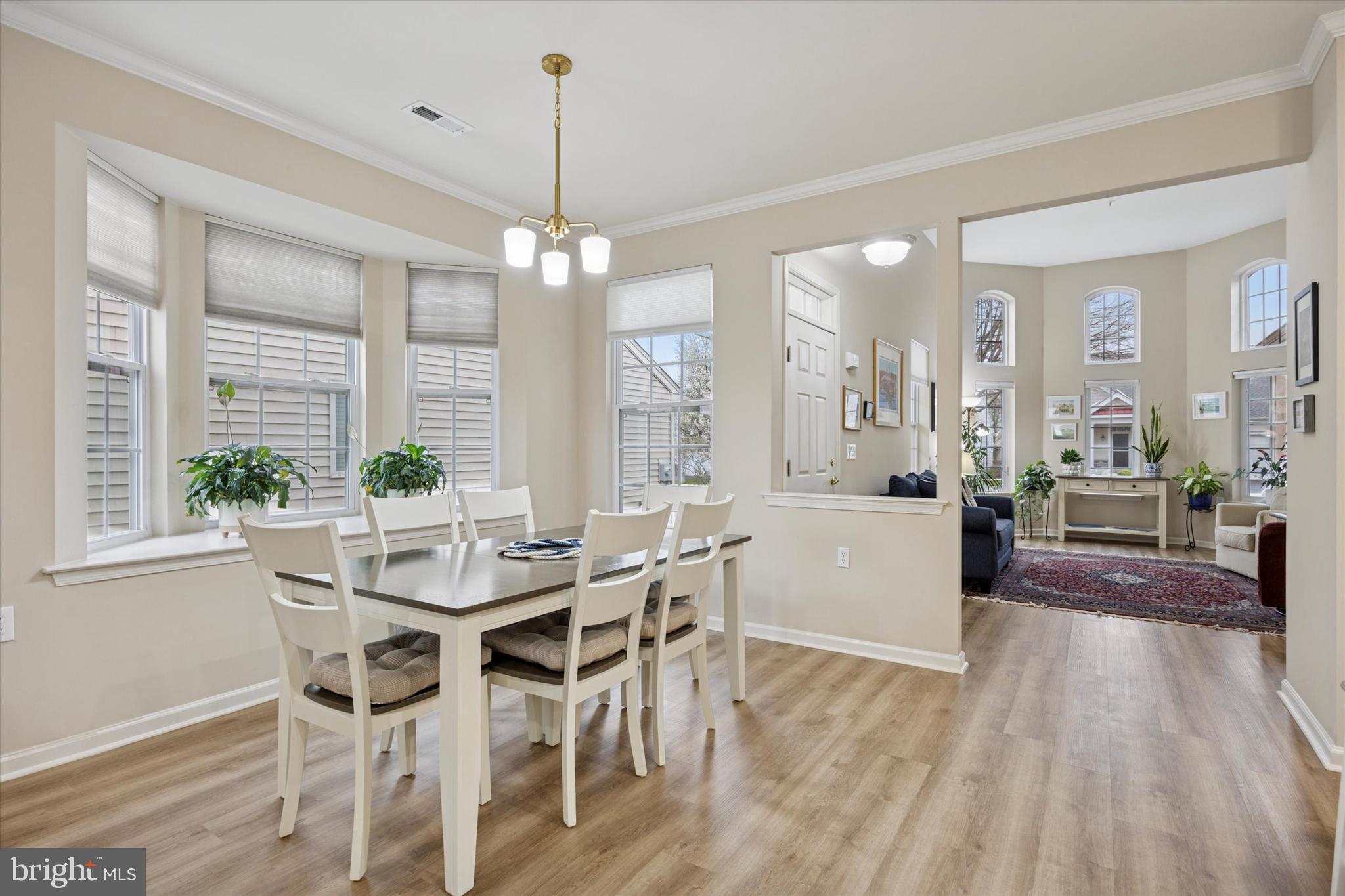 1105 MAXWELL MANOR