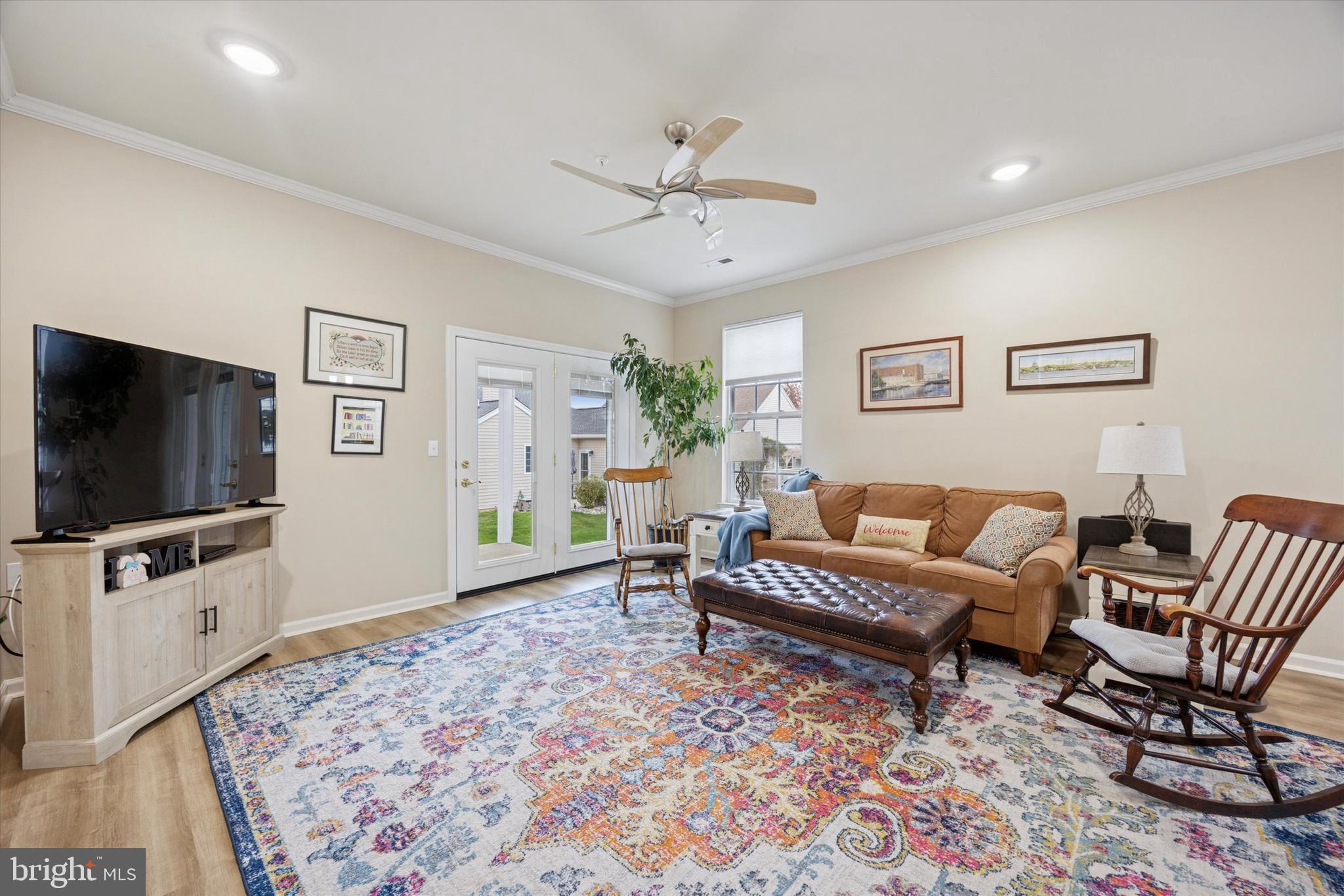 1105 MAXWELL MANOR