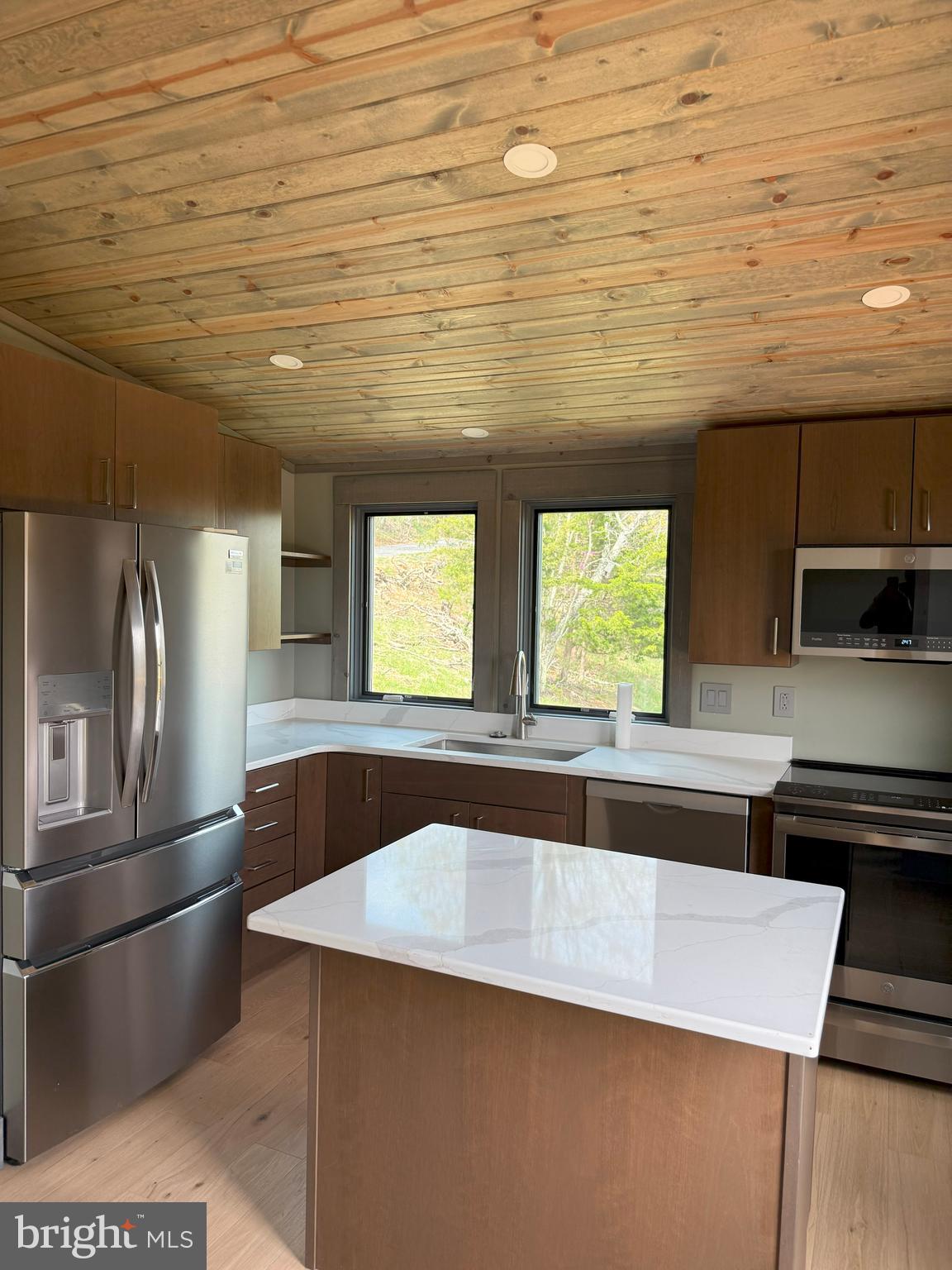 LOST RIVER VALLEY (LRVPOA) - Residential