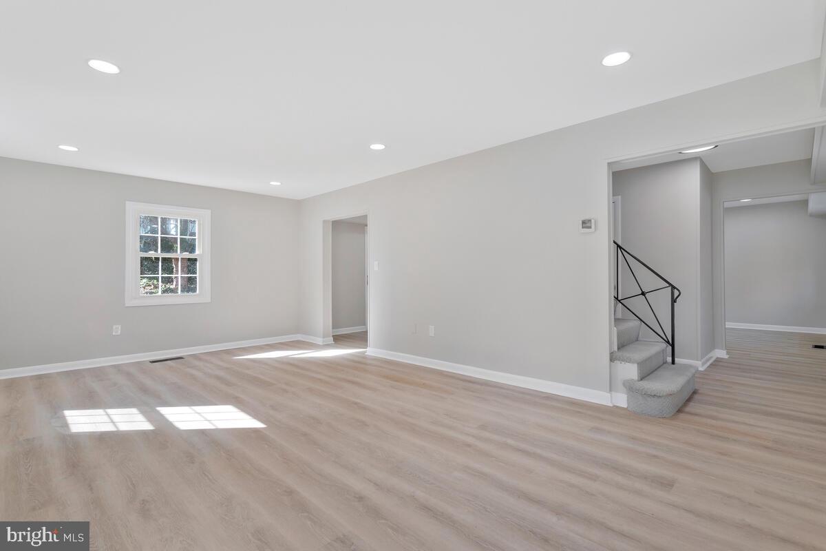 KENILWORTH - Residential