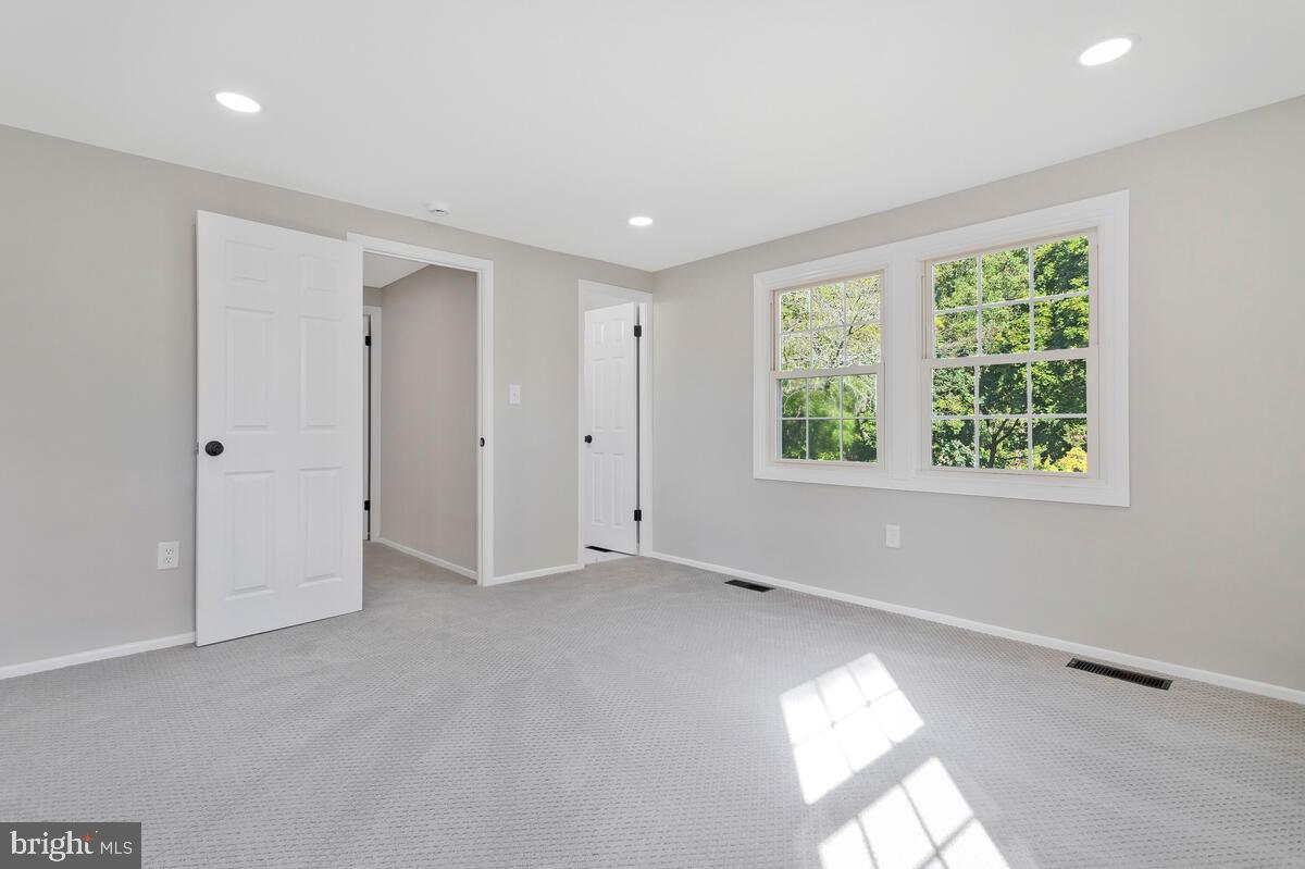 KENILWORTH - Residential