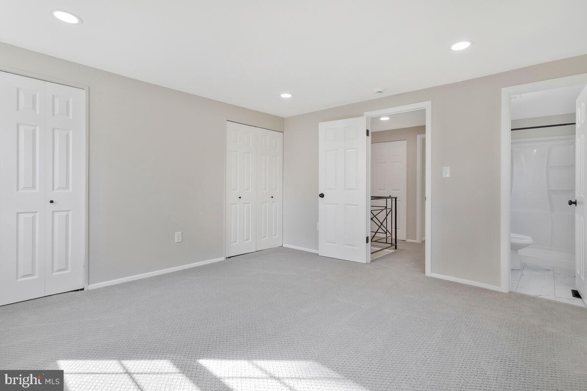 KENILWORTH - Residential