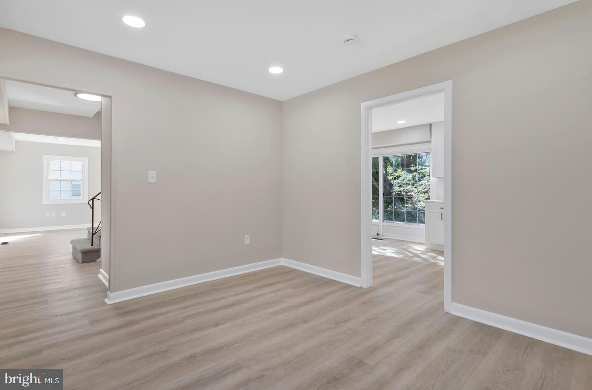 KENILWORTH - Residential