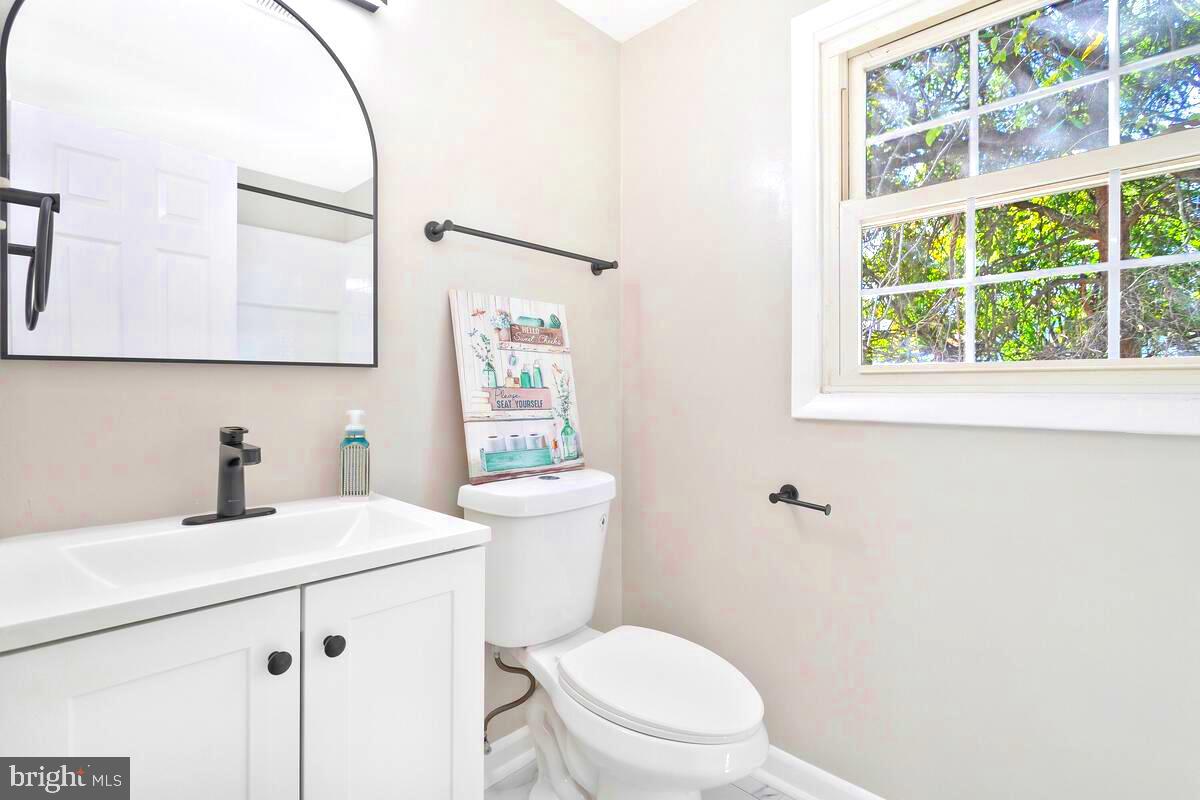 KENILWORTH - Residential