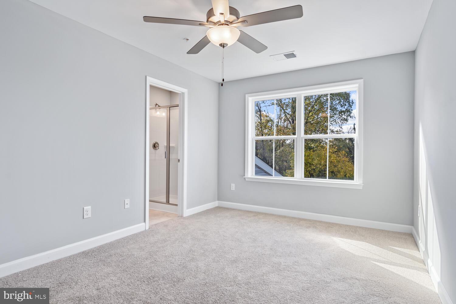 PATRIOT SQUARE - Residential Lease