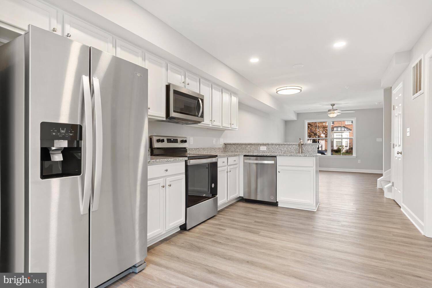 PATRIOT SQUARE - Residential Lease