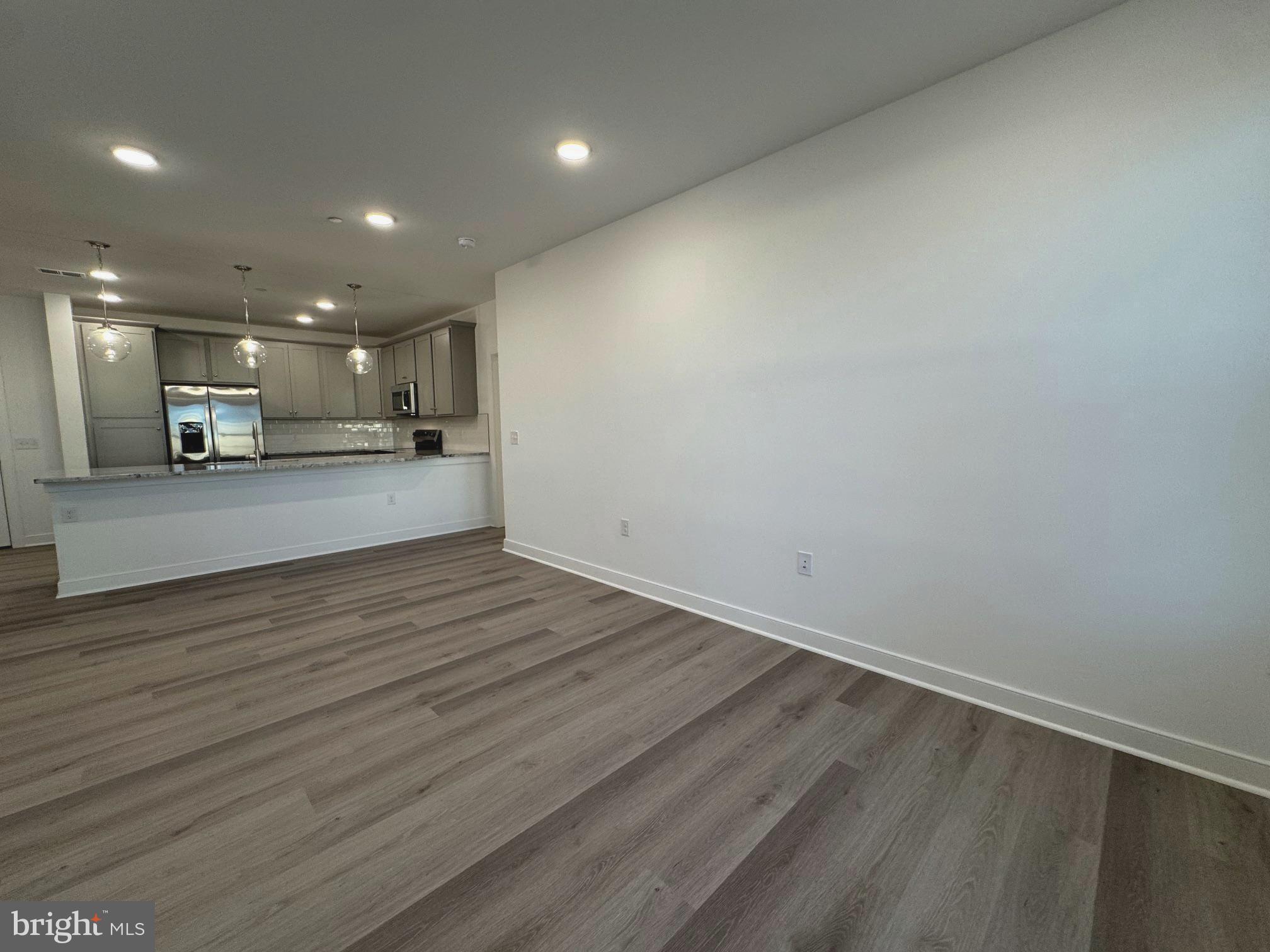 WAXPOOL CROSSING - Residential Lease