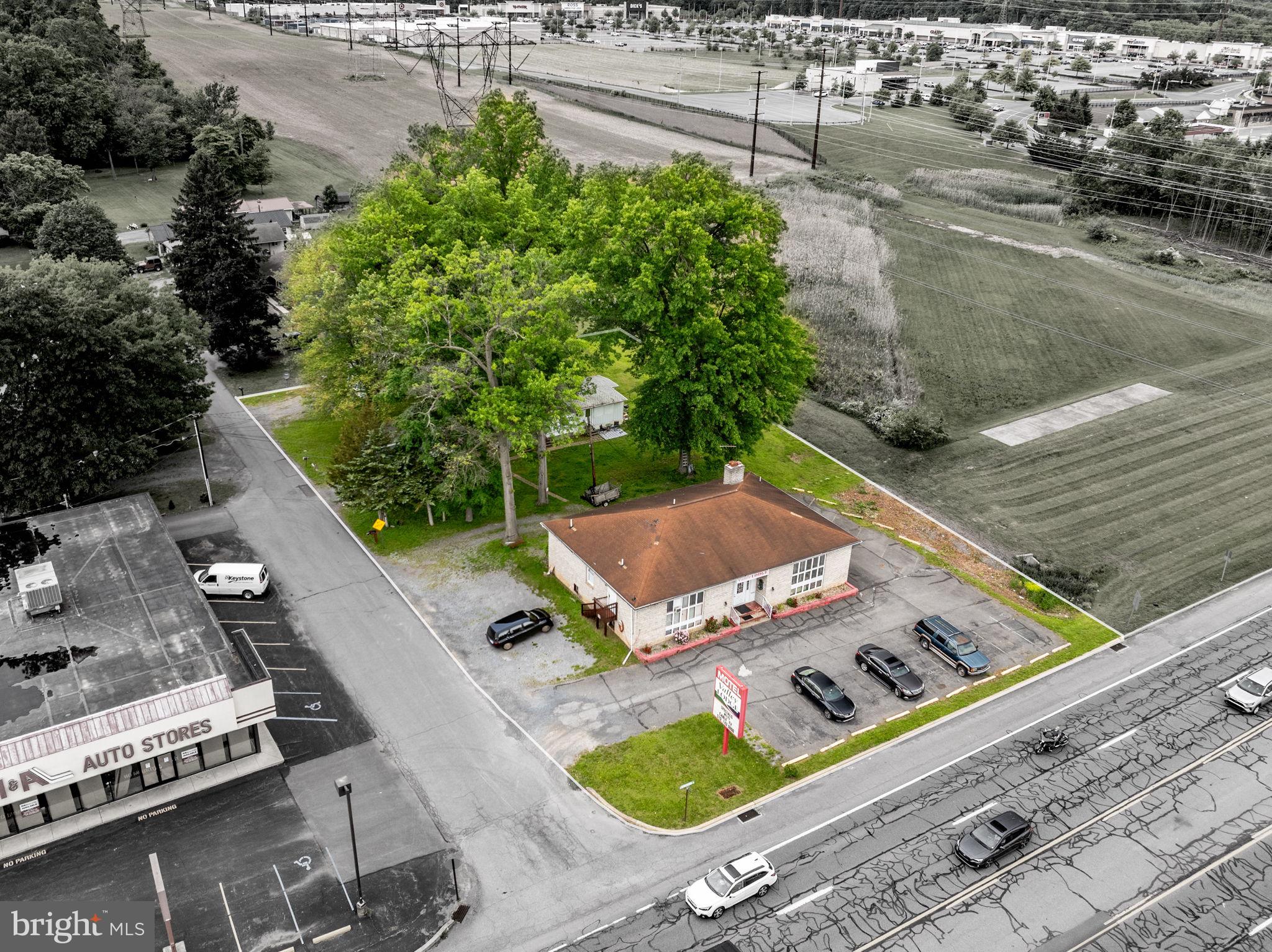 2103 N SUSQUEHANNA TRAIL