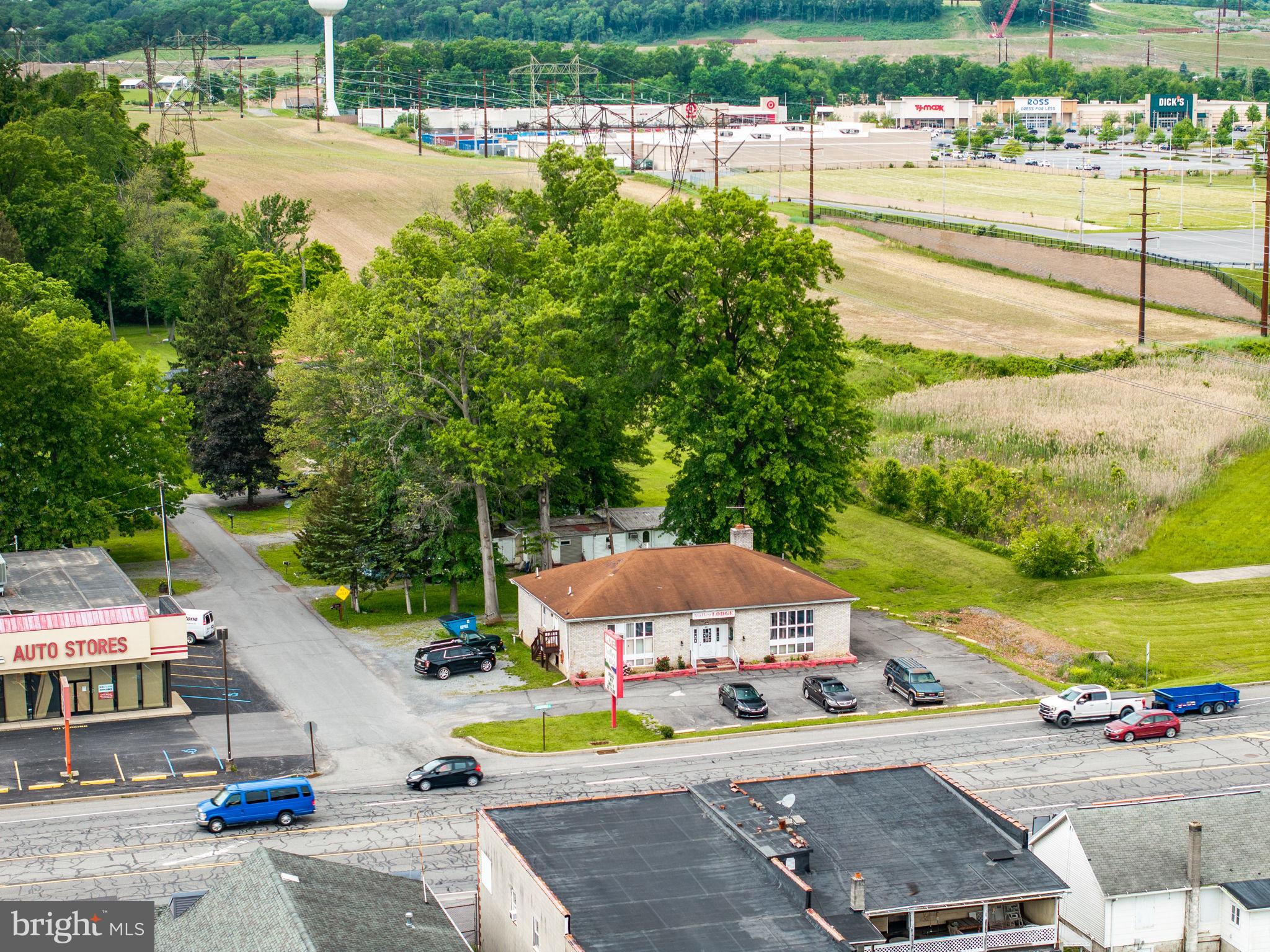 2103 N SUSQUEHANNA TRAIL