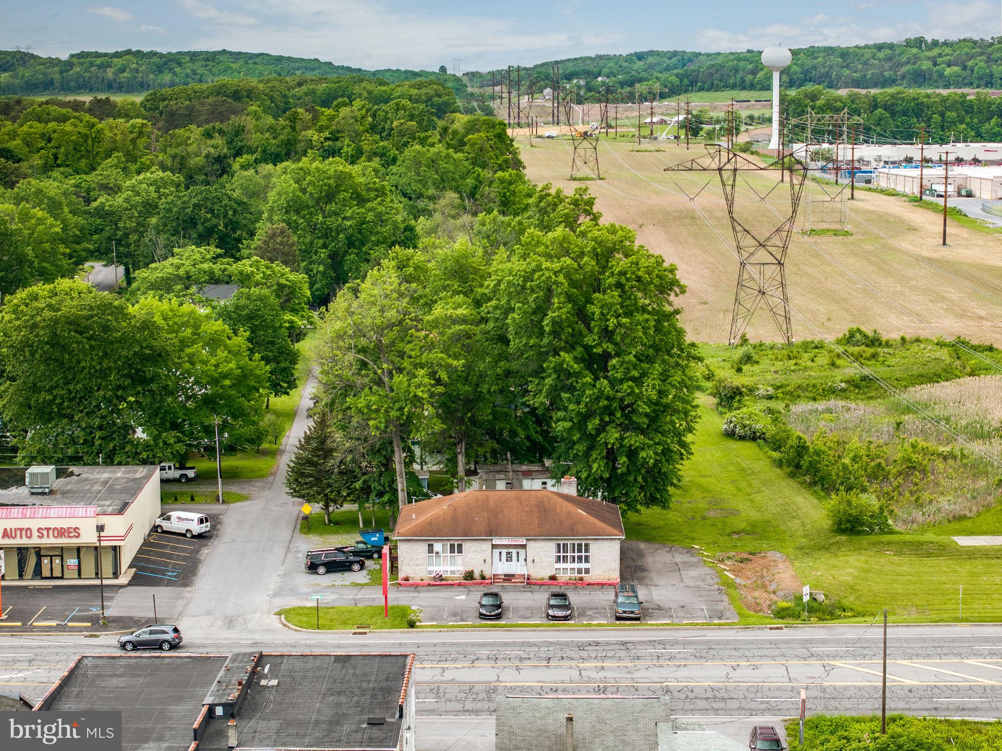 2103 N SUSQUEHANNA TRAIL