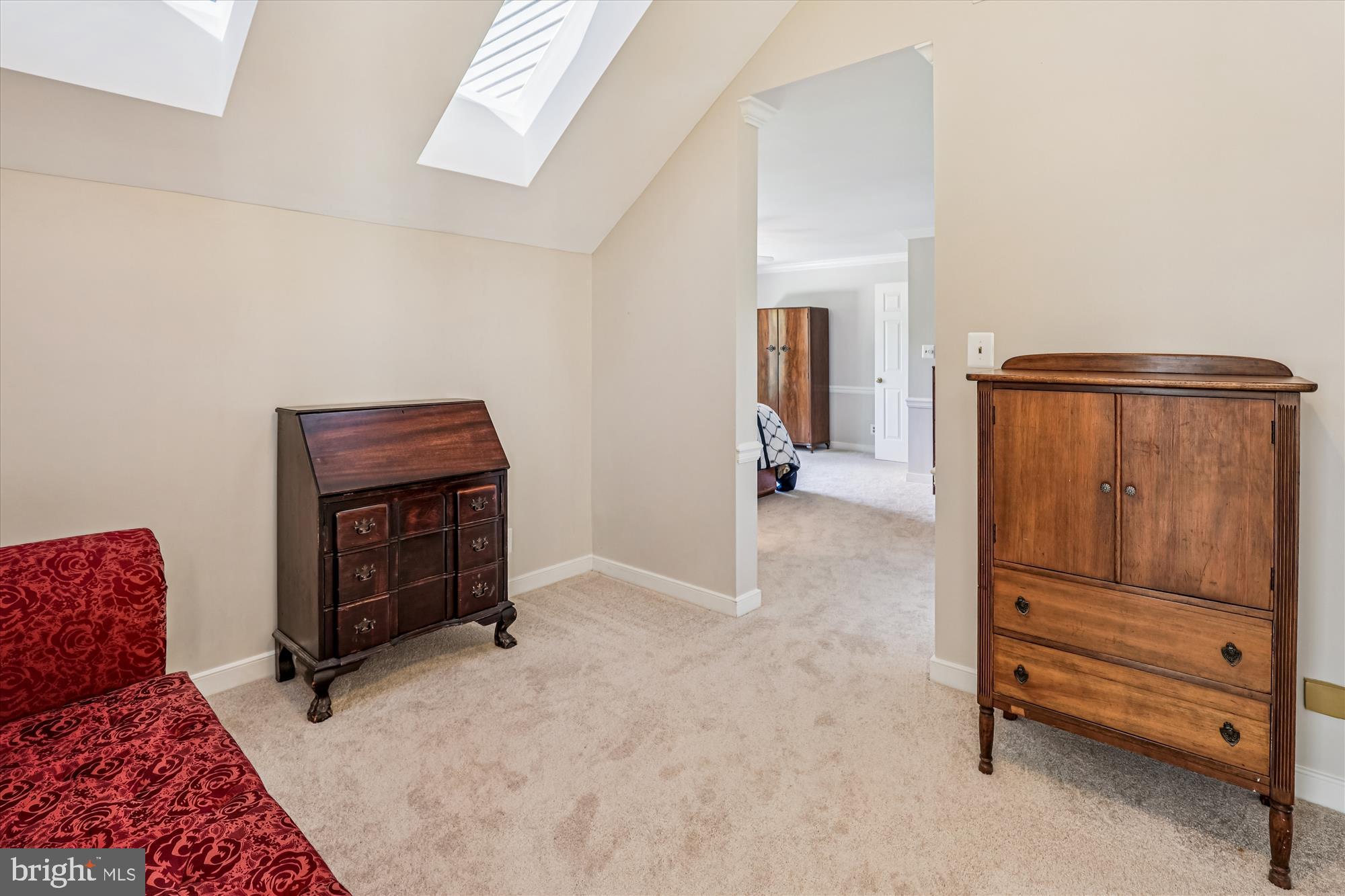 MONTCLAIR - Residential