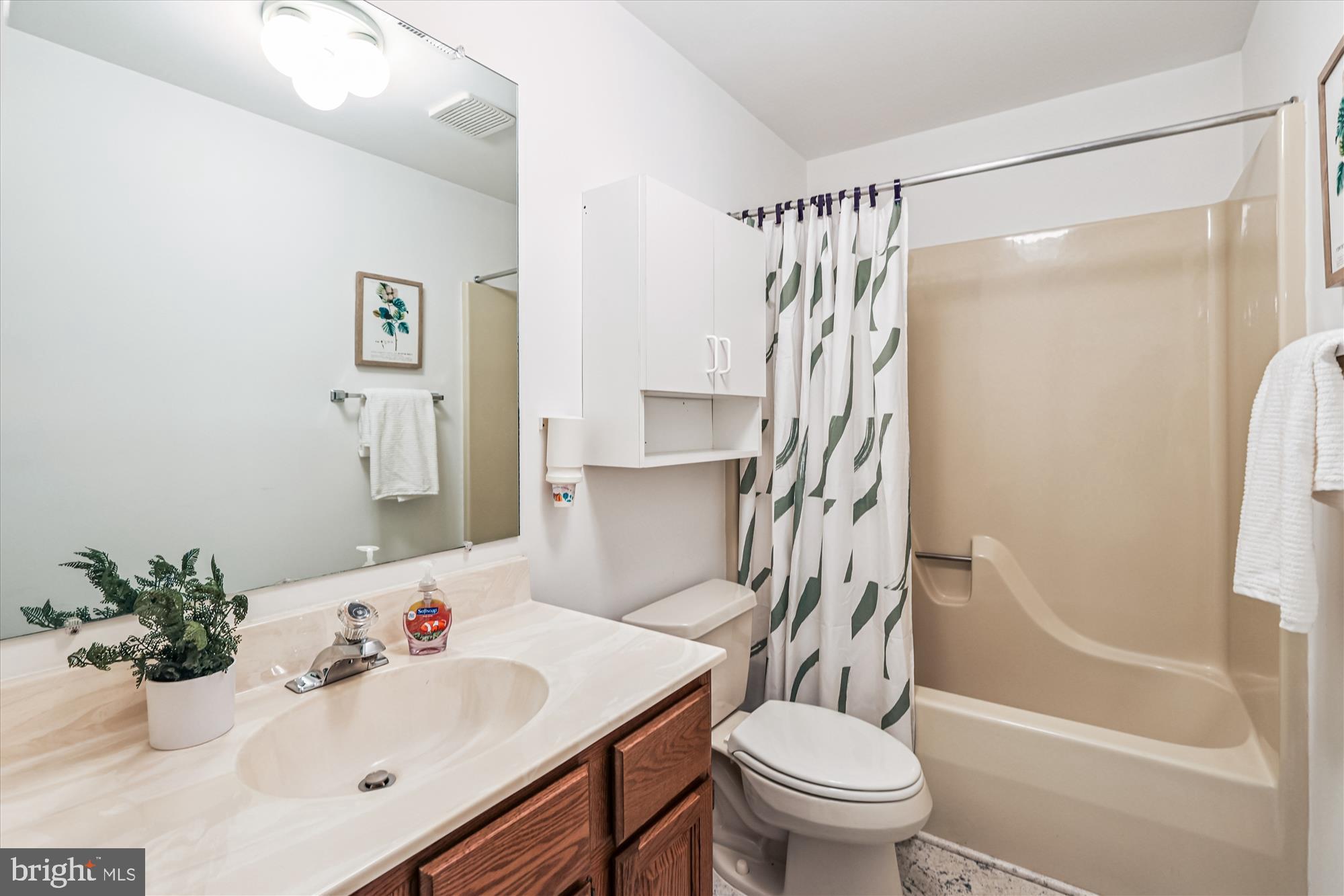 MONTCLAIR - Residential