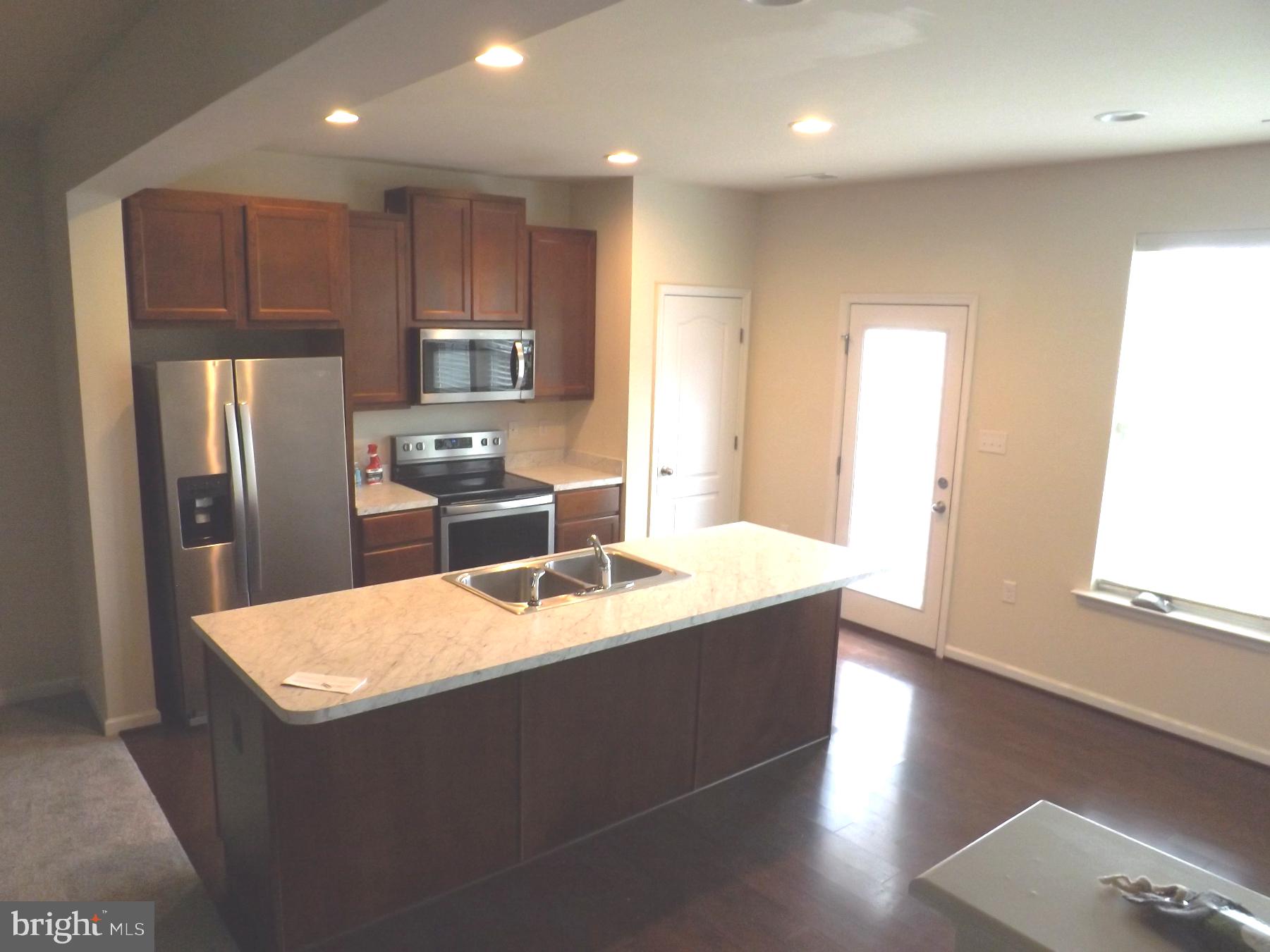 THE GALLERY - Residential Lease