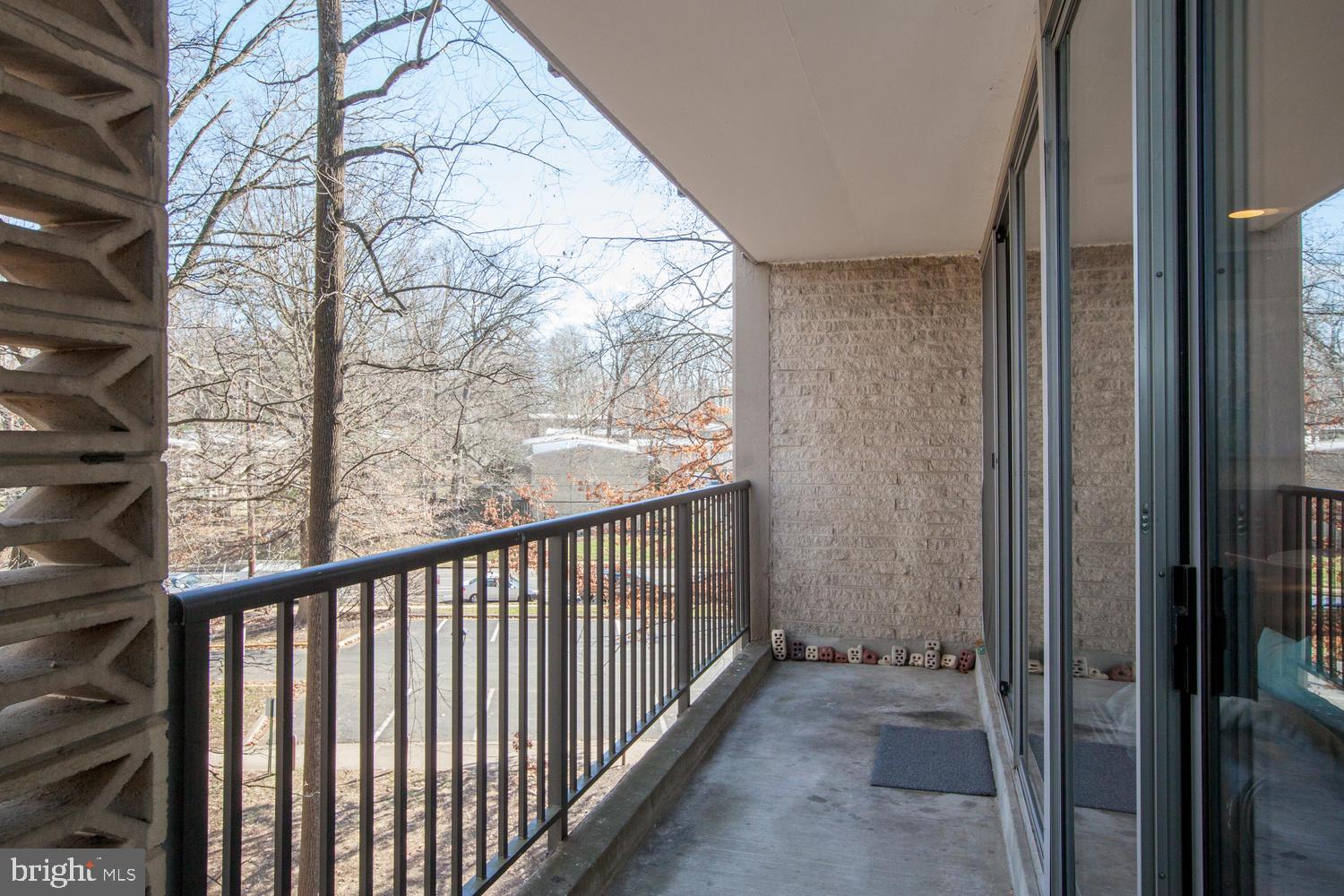 4415 BRIARWOOD COURT N 32