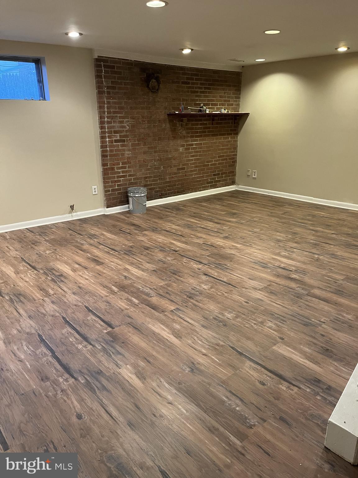 GLENARDEN - Residential Lease