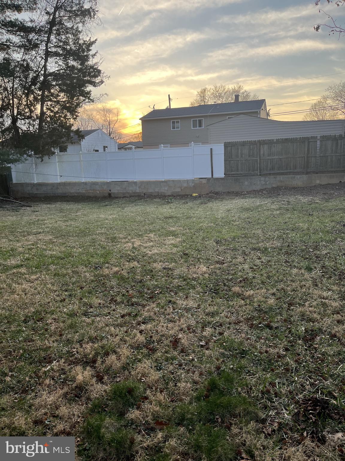 GLENARDEN - Residential Lease