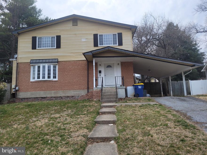 A must see! Newly renovated kitchen, refinished hardwood floors, new carpet and fresh paint.  This lovely 4 bedroom home boasts plenty of natural light with a main level owner's suite, 3  generous sized bedrooms on the upper level and finished basement.
