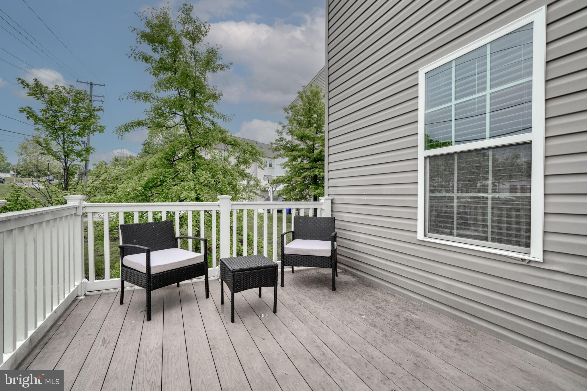 HOWARD SQUARE - Residential Lease