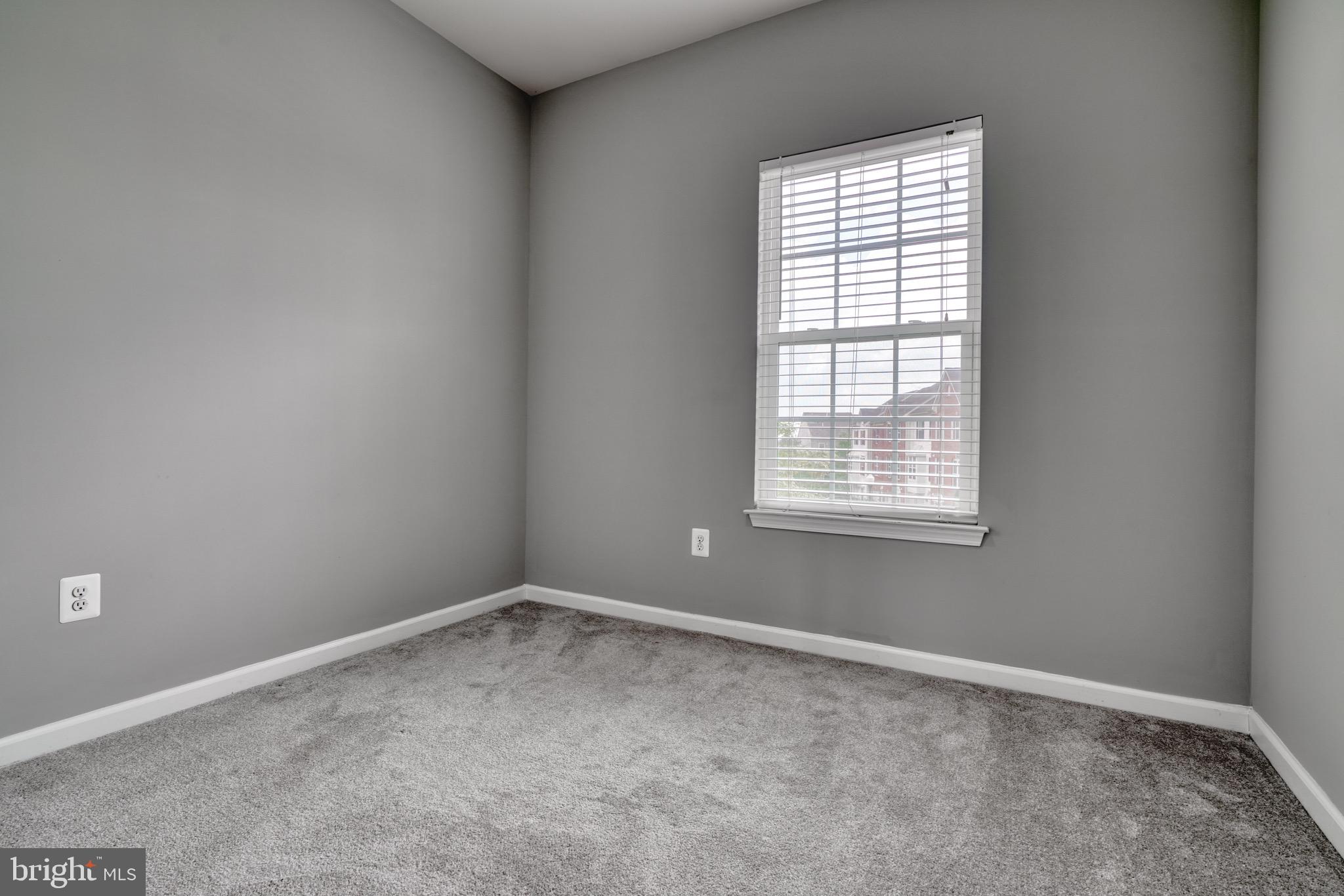 HOWARD SQUARE - Residential Lease