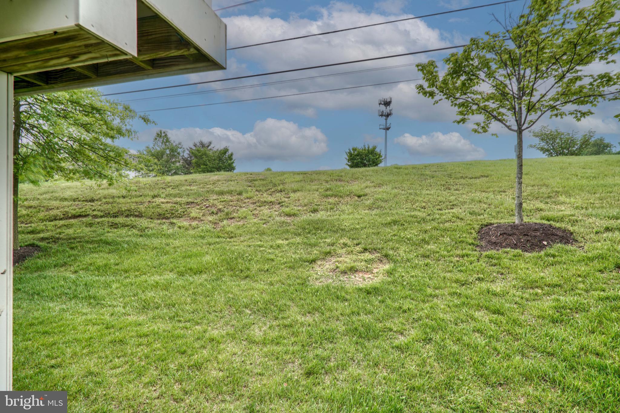 HOWARD SQUARE - Residential Lease