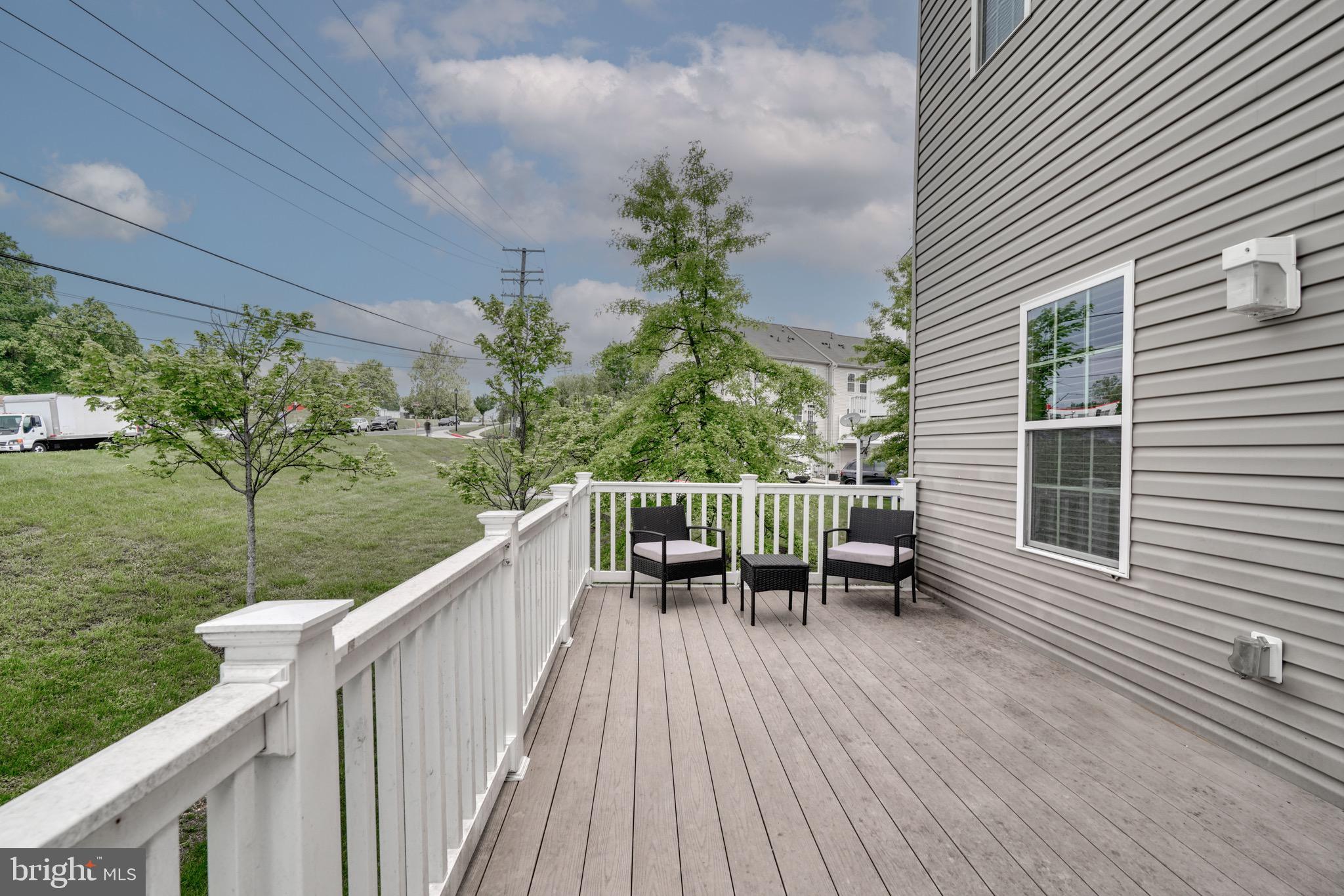 HOWARD SQUARE - Residential Lease