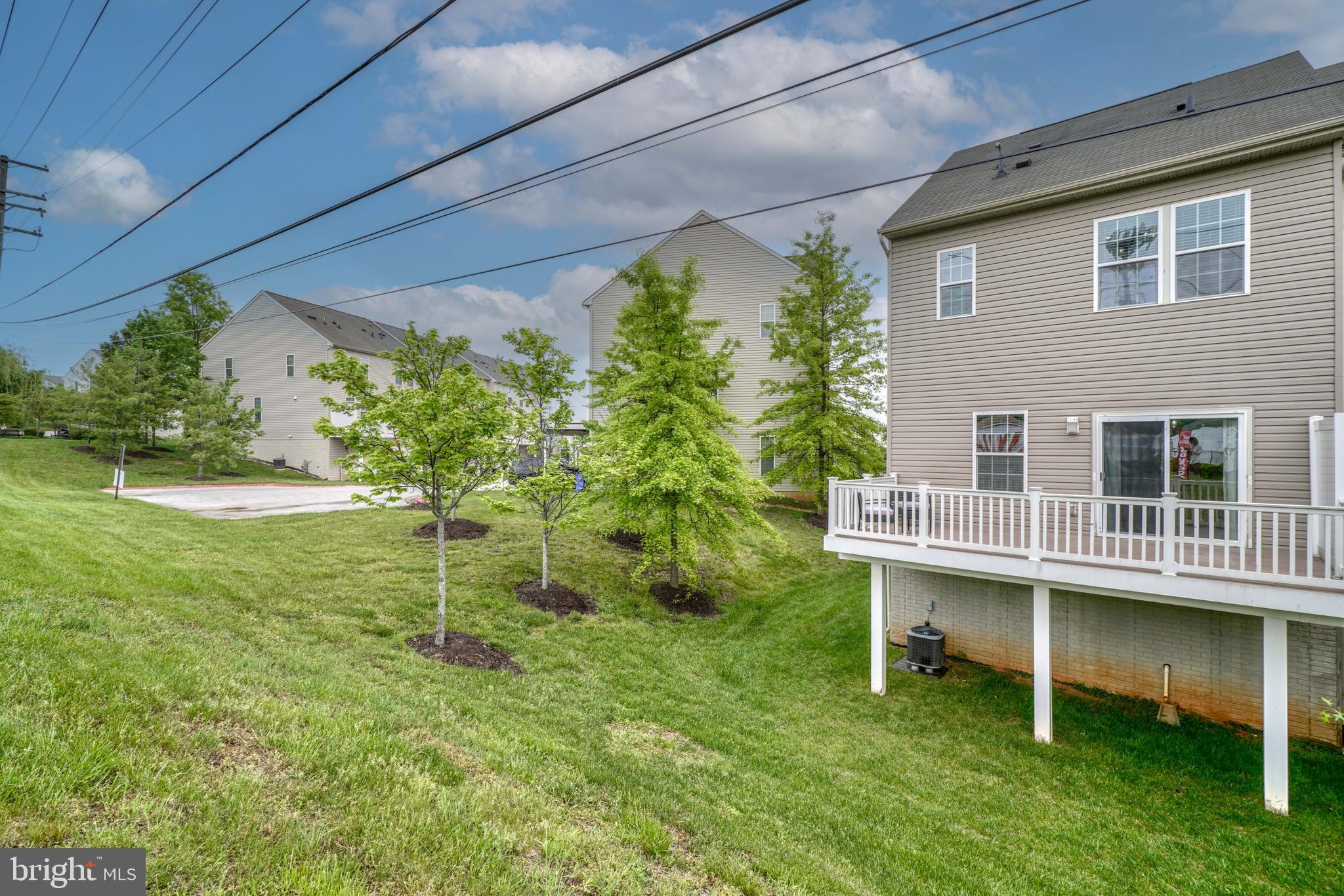 HOWARD SQUARE - Residential Lease