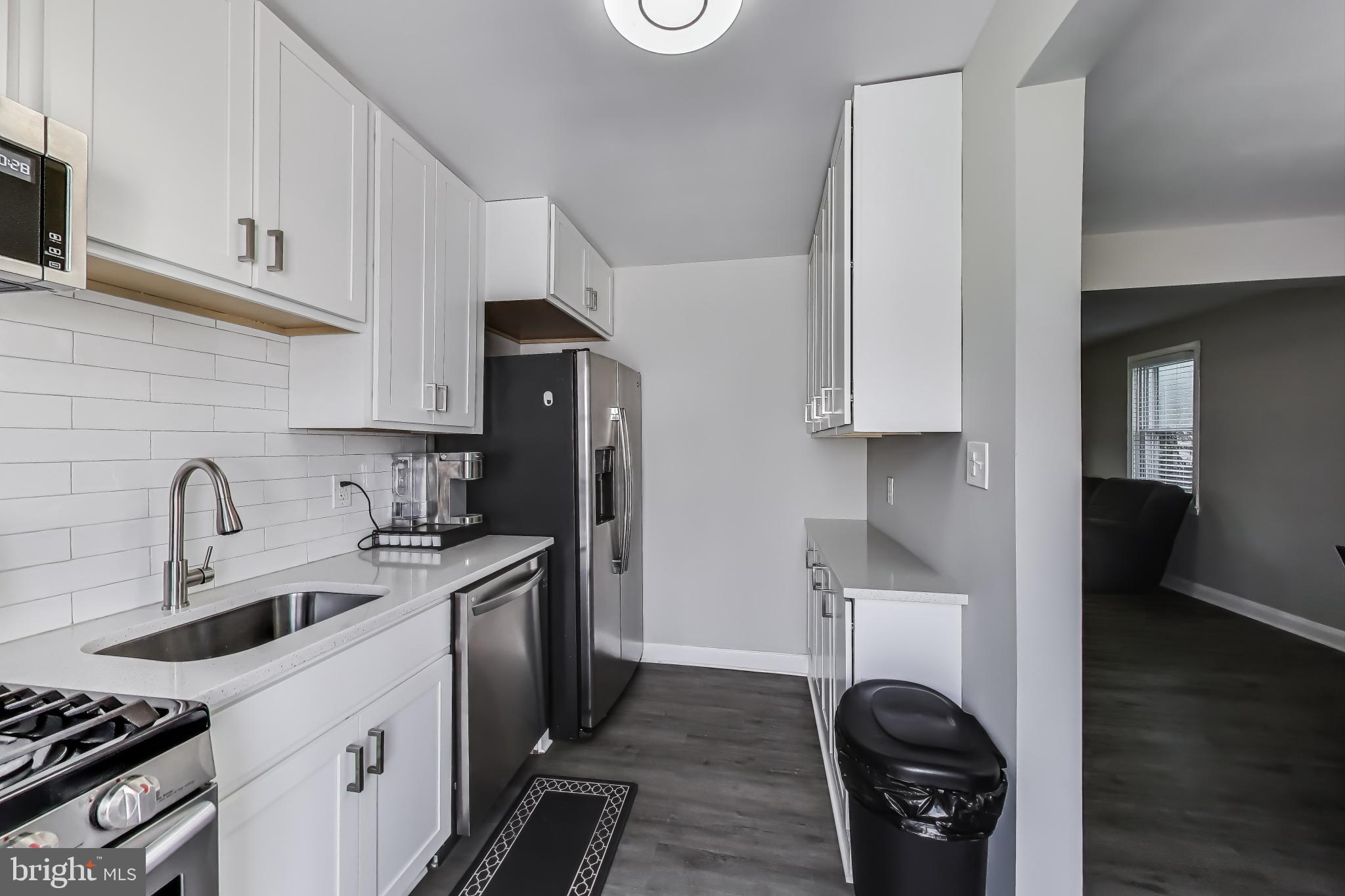 LOCHERN - Residential