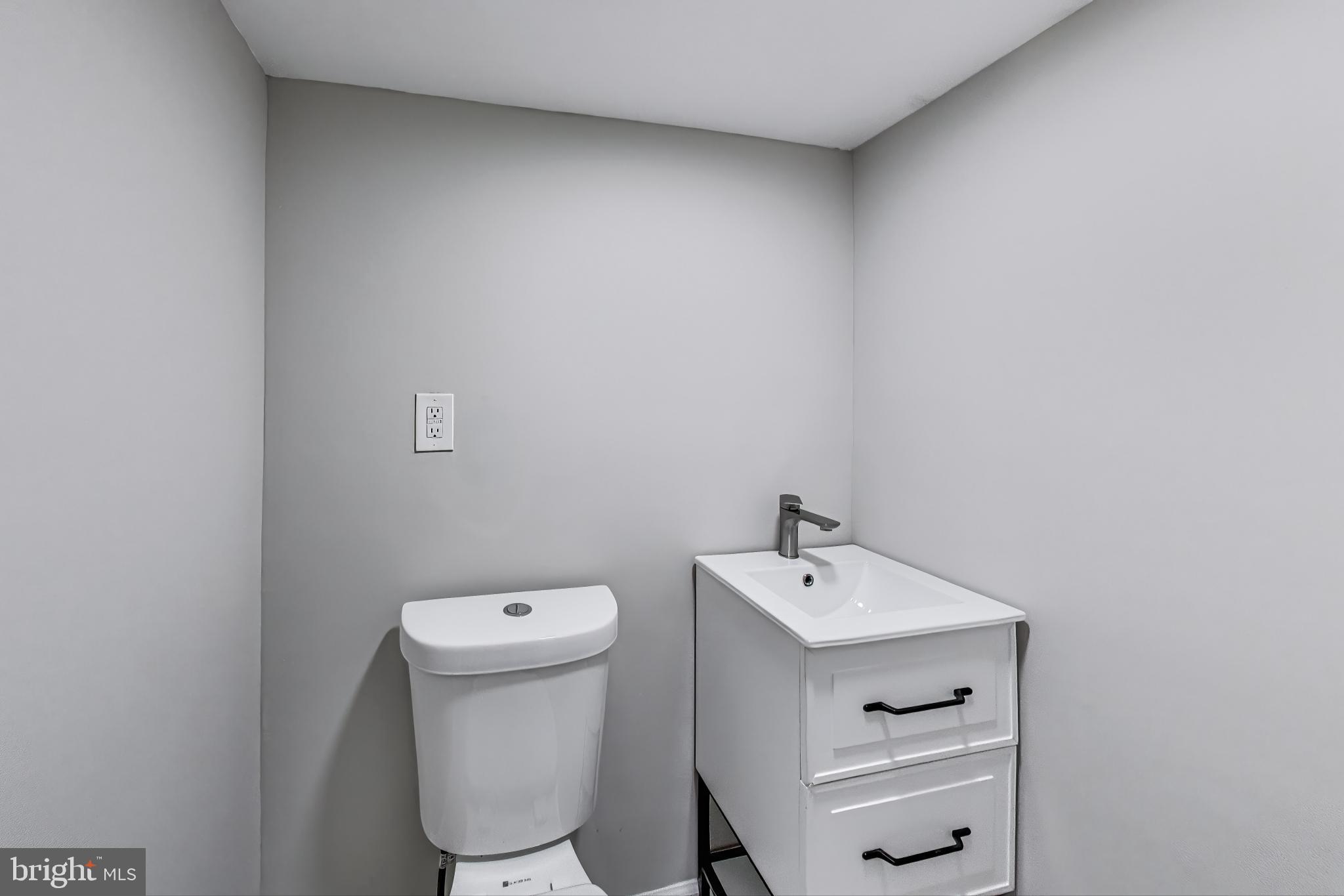 LOCHERN - Residential