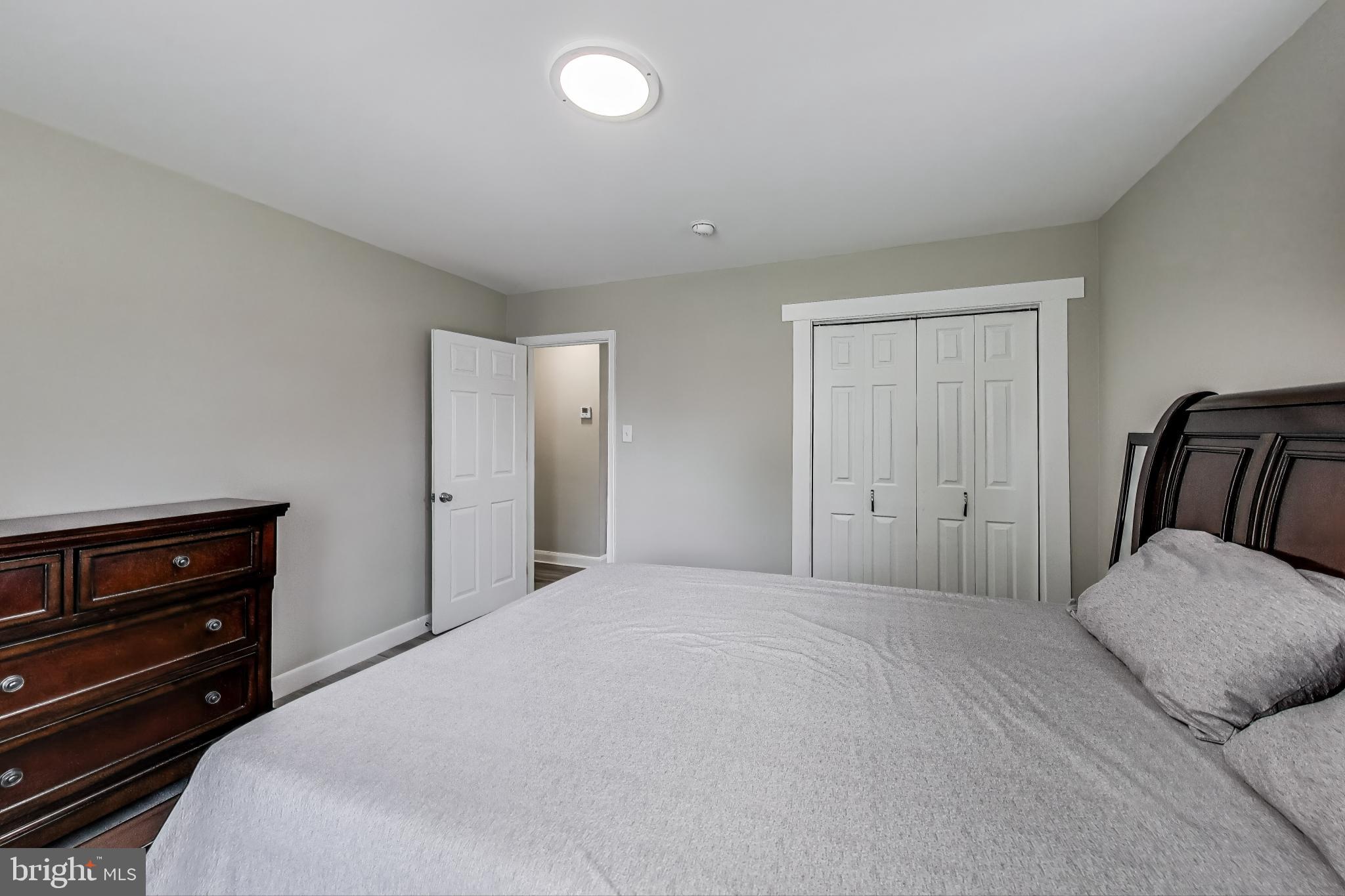 LOCHERN - Residential