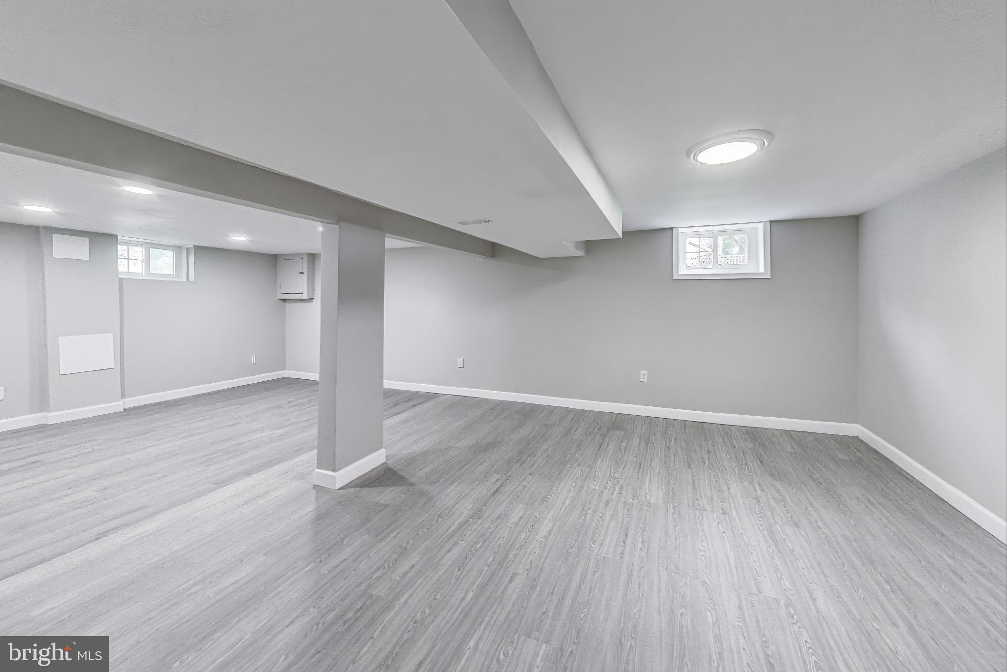 LOCHERN - Residential