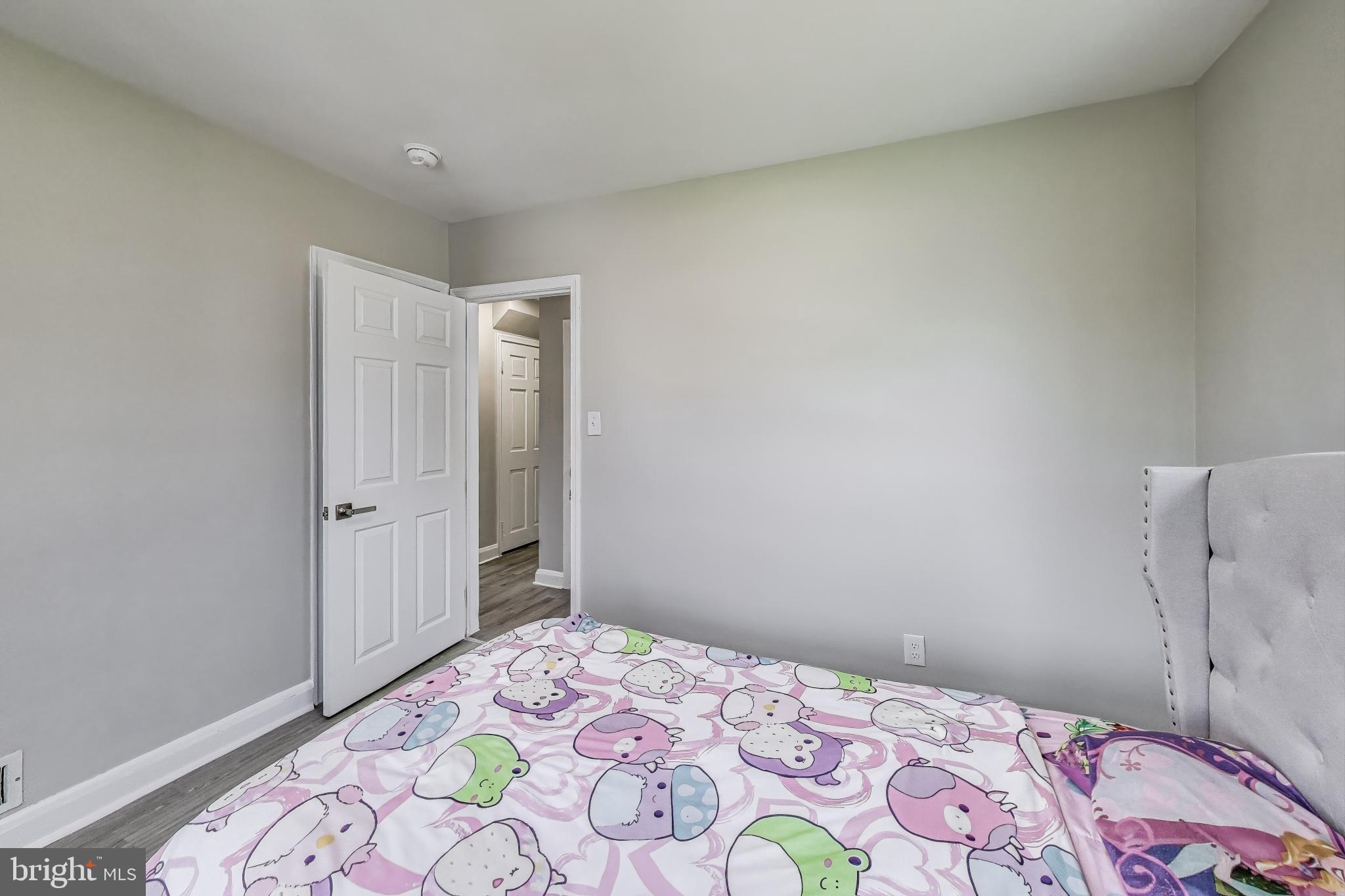 LOCHERN - Residential