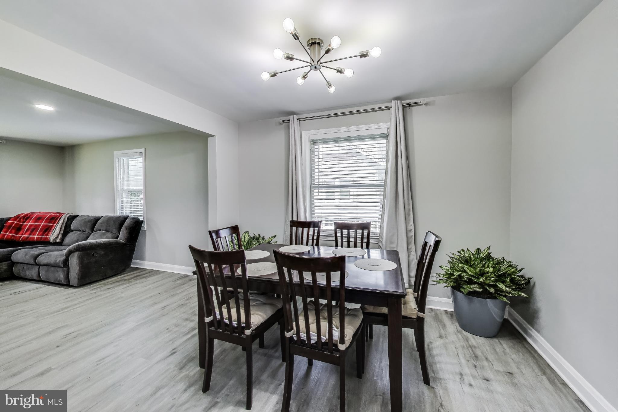 LOCHERN - Residential