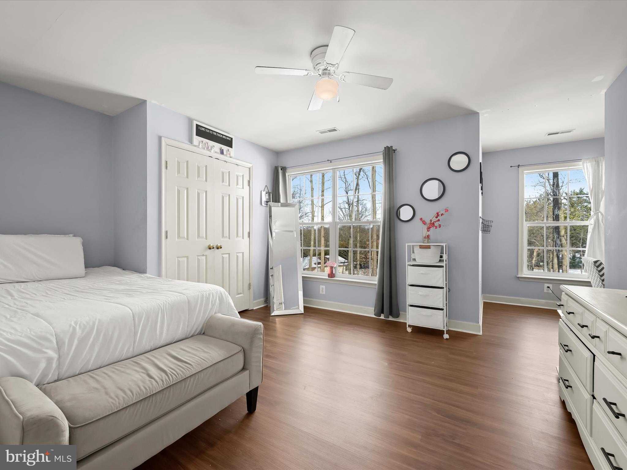 HUNGERFORD MANOR - Residential