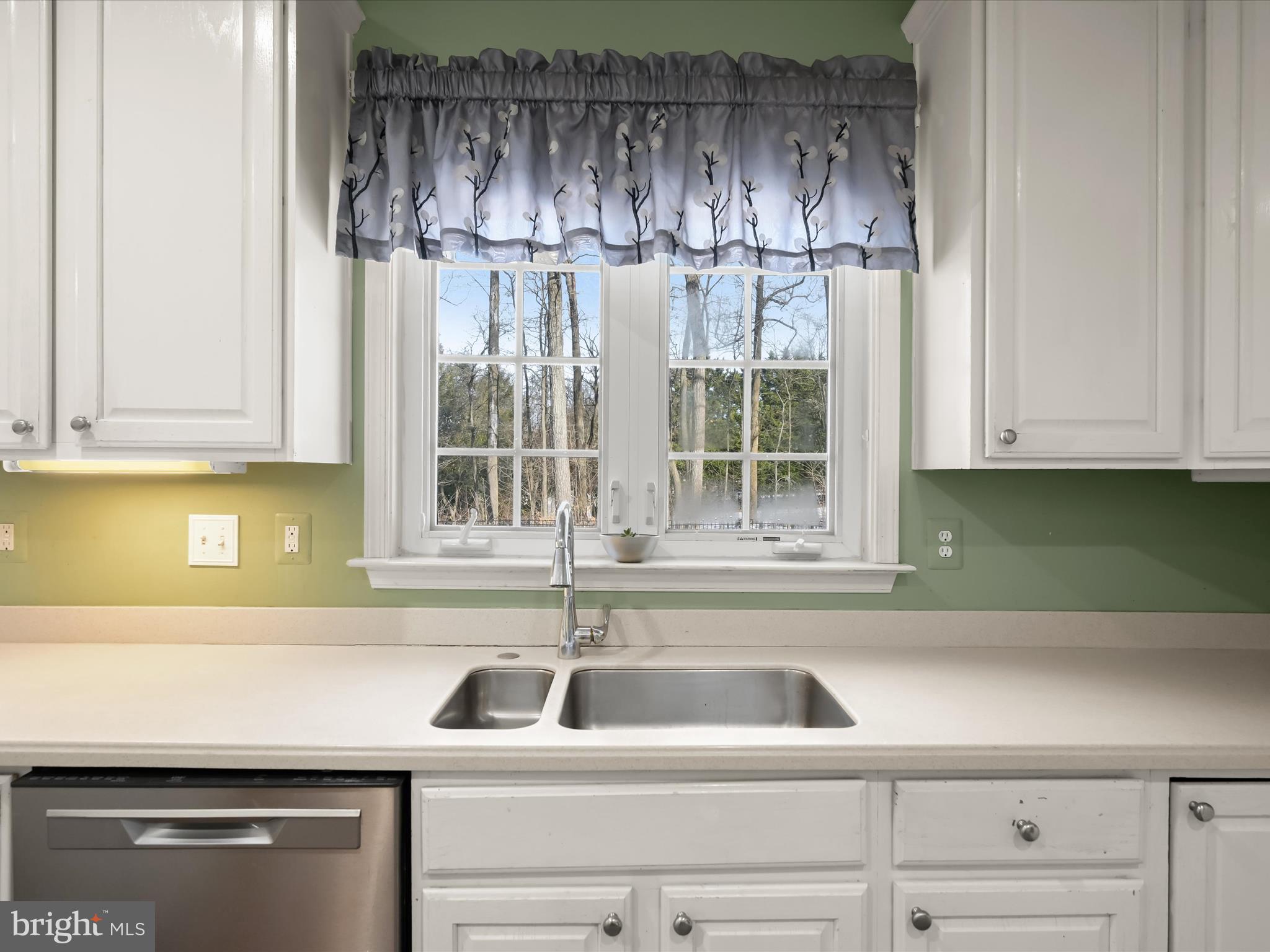 HUNGERFORD MANOR - Residential