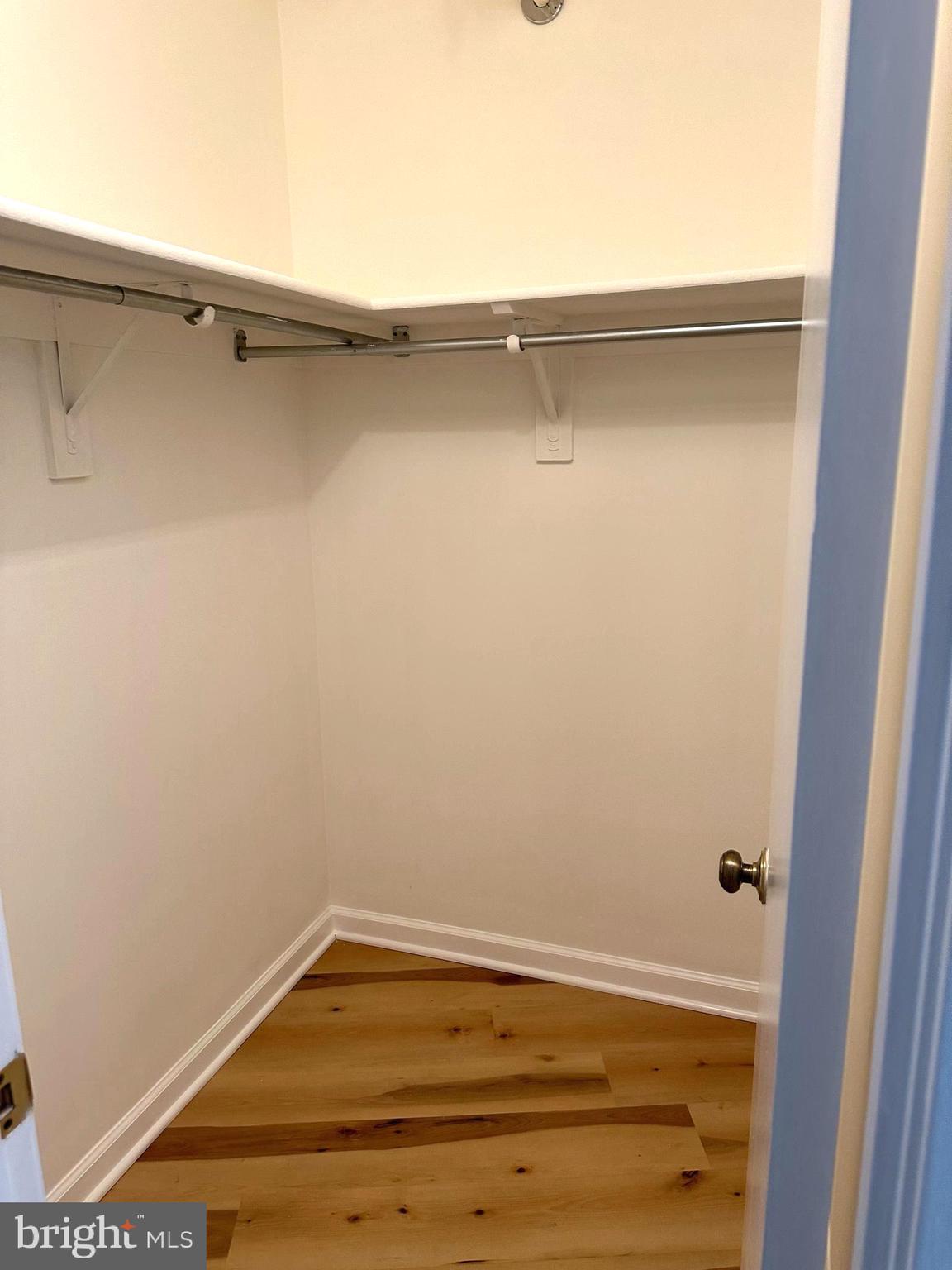 LEISURE WORLD - Residential