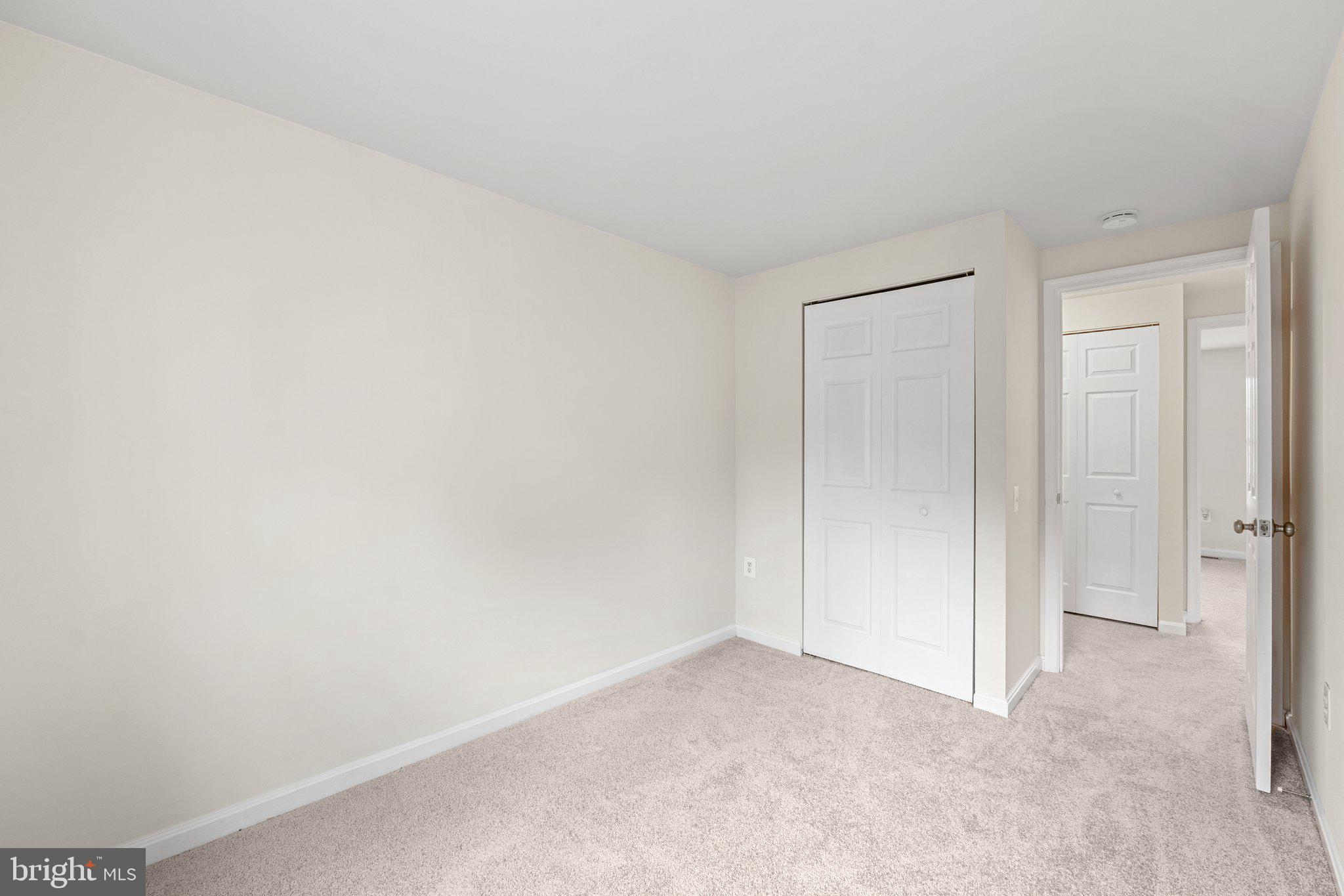 HUNTINGTON/SENTRY WOODS - Residential