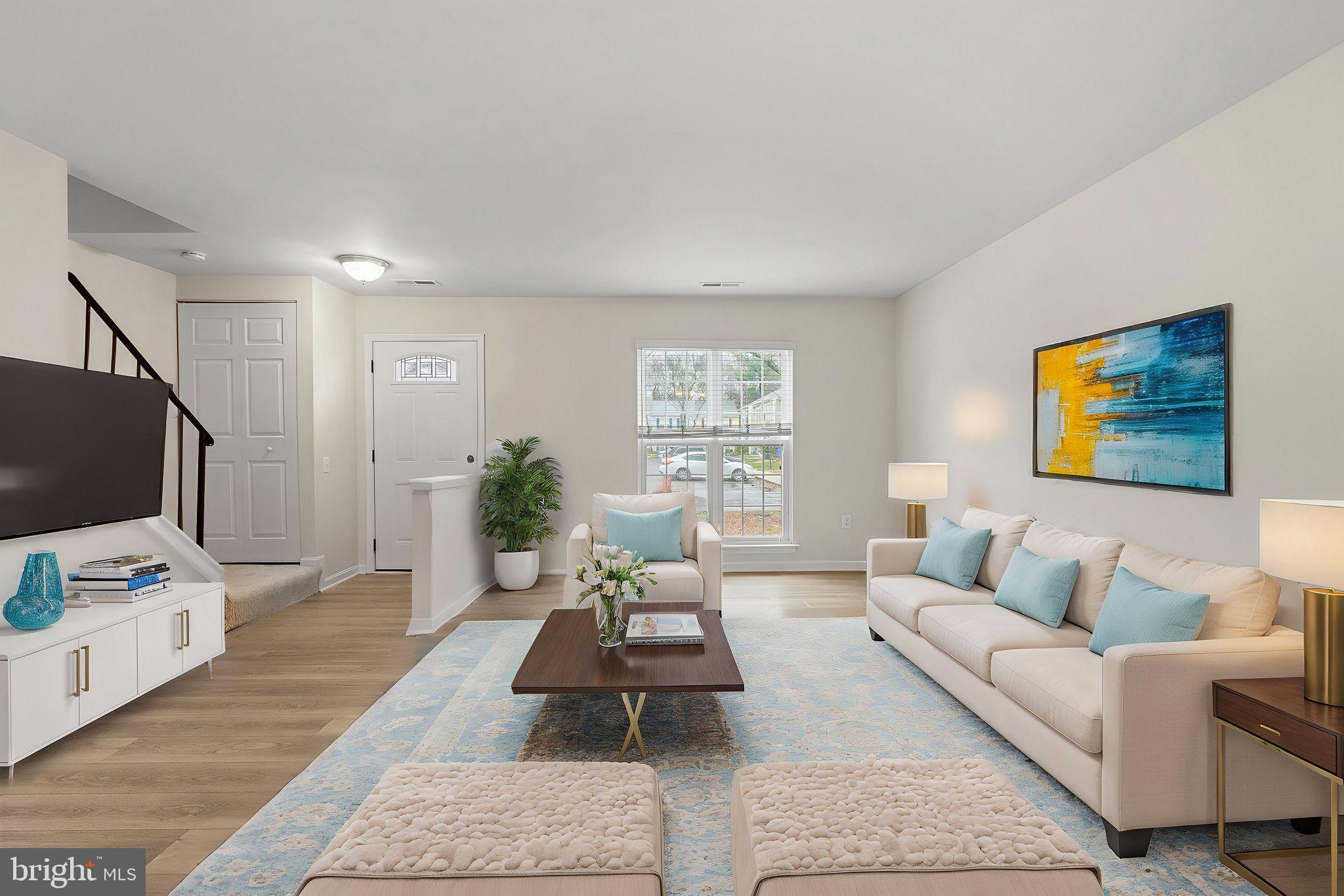 HUNTINGTON/SENTRY WOODS - Residential