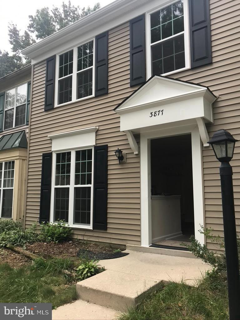 HUNTINGTON/SENTRY WOODS - Residential