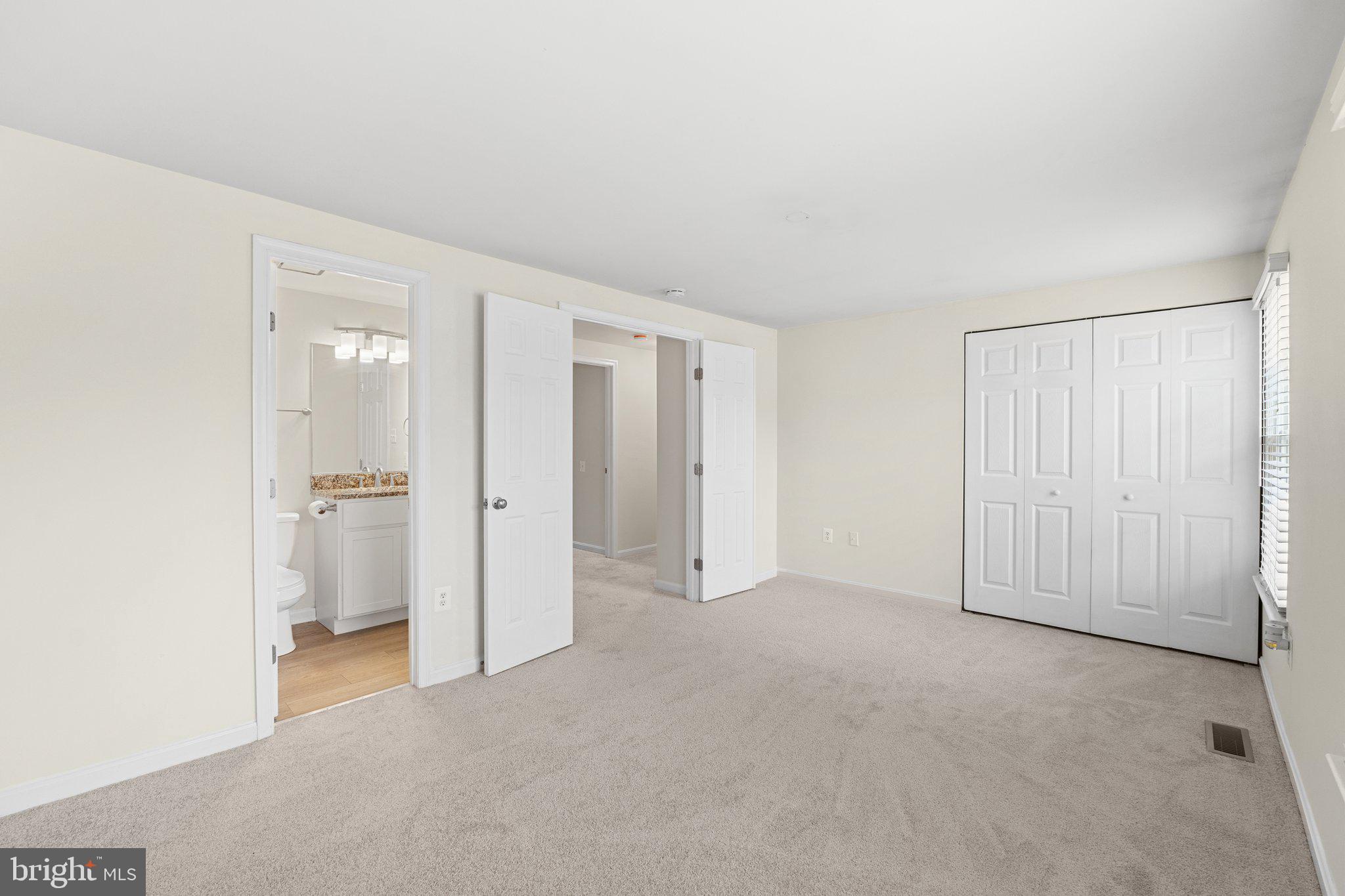 HUNTINGTON/SENTRY WOODS - Residential