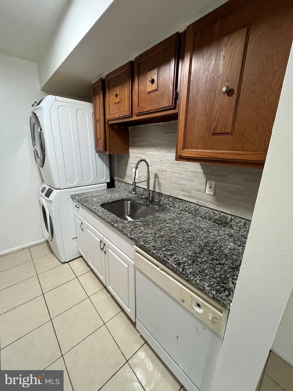 SUNRISE CONDOMINIUMS - Residential
