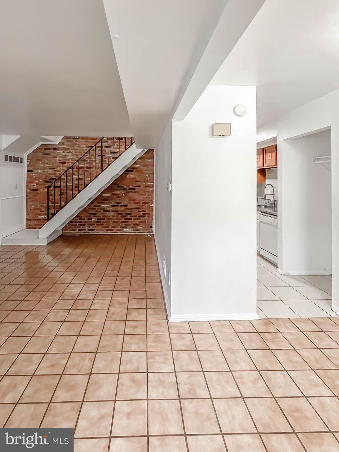 SUNRISE CONDOMINIUMS - Residential