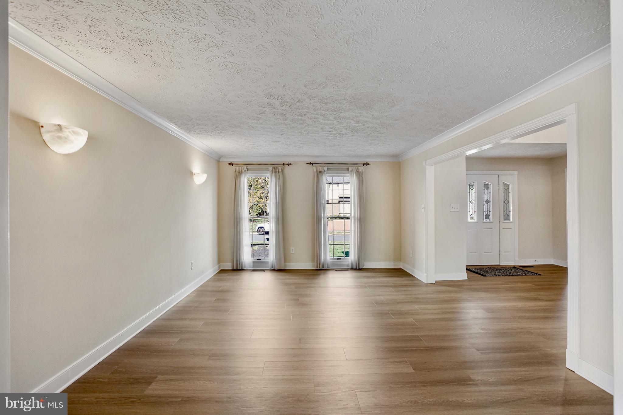 ASHBURN FARM - Residential