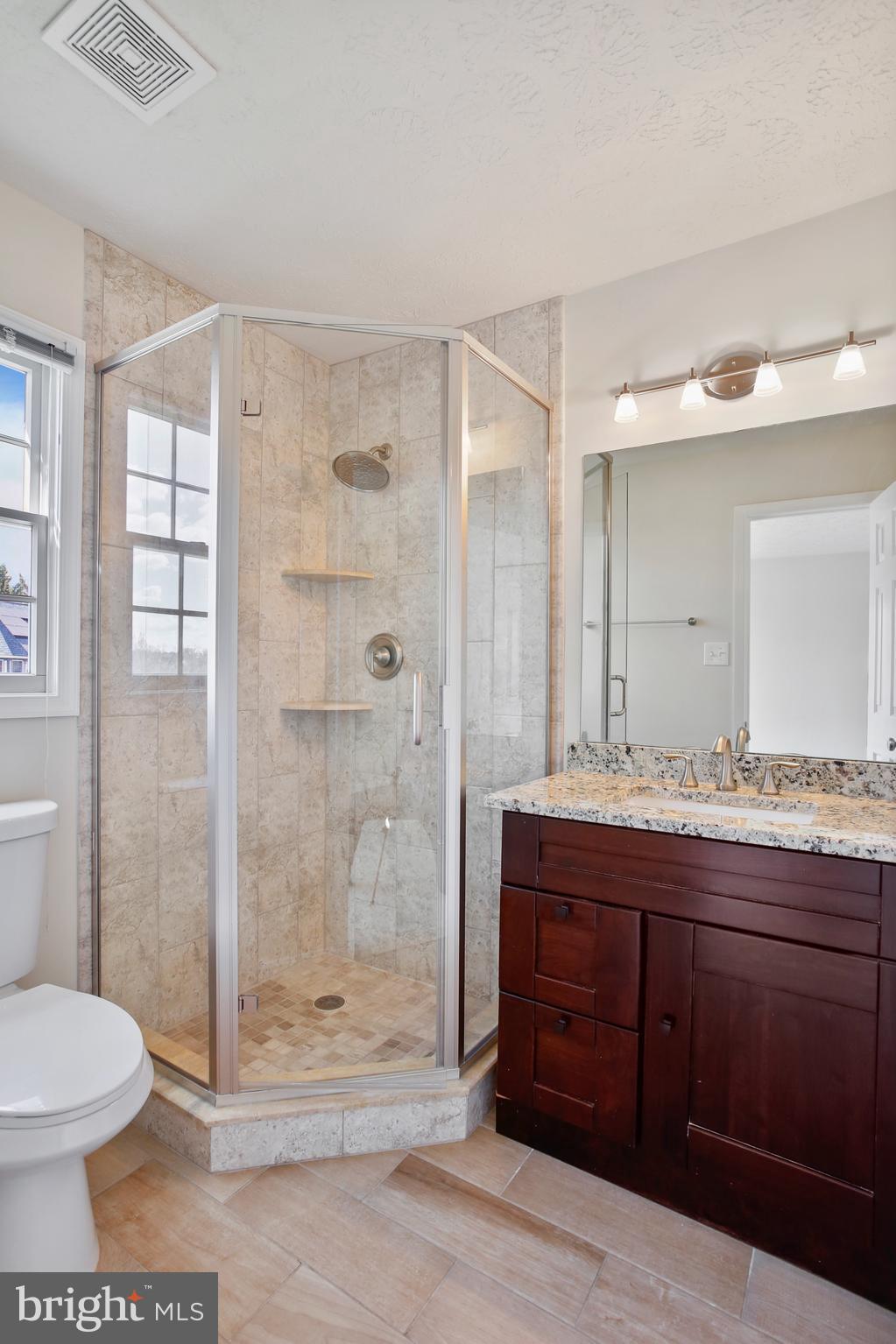 ASHBURN FARM - Residential