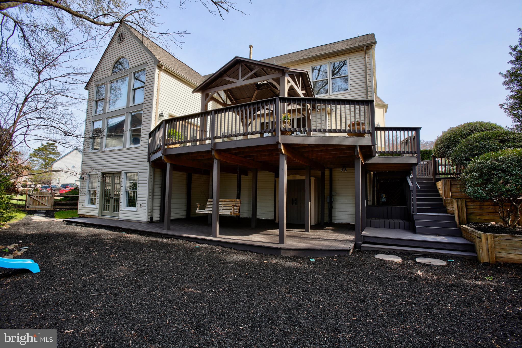 ASHBURN FARM - Residential