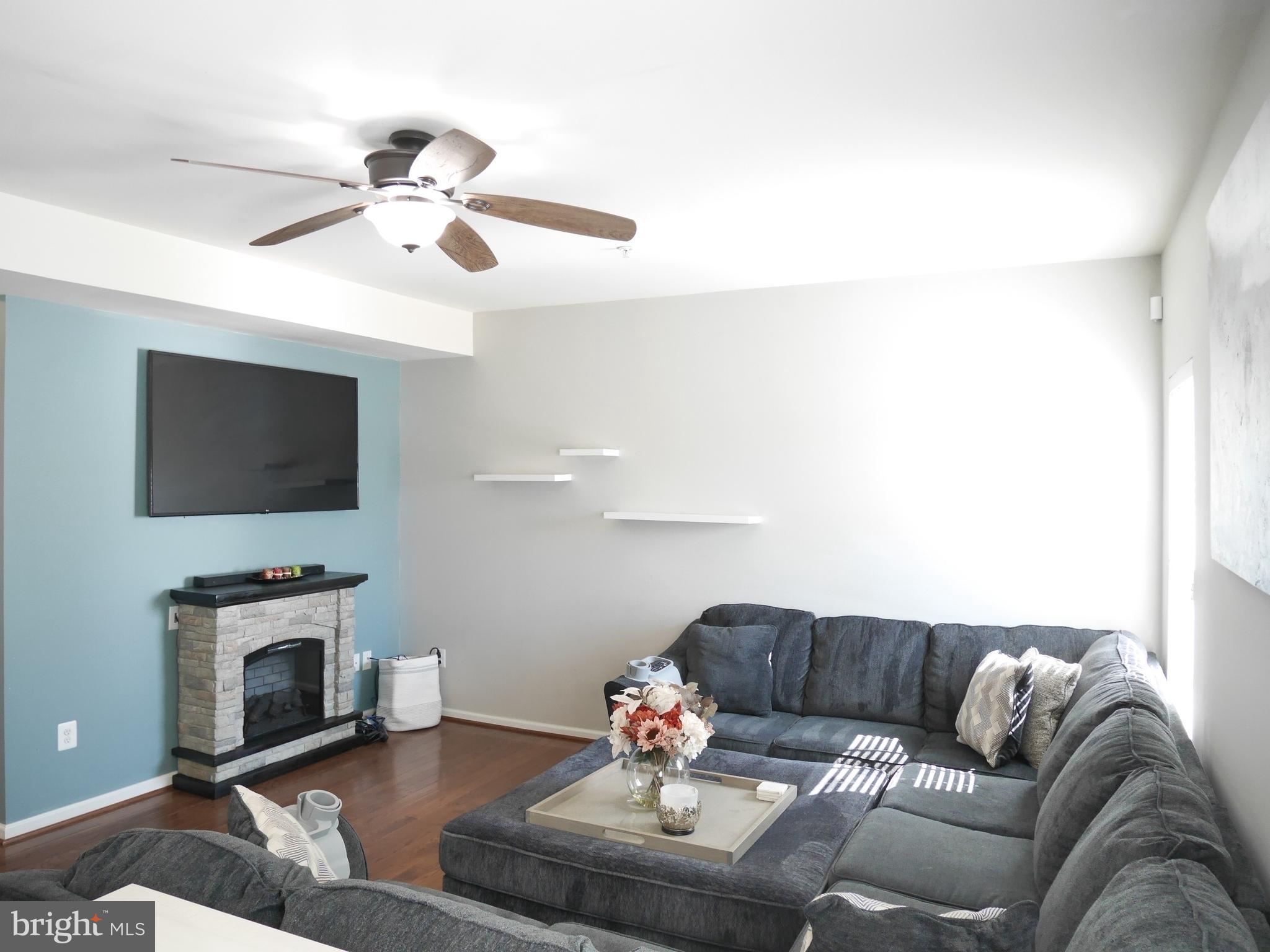 ASHBY COMMONS - Residential Lease