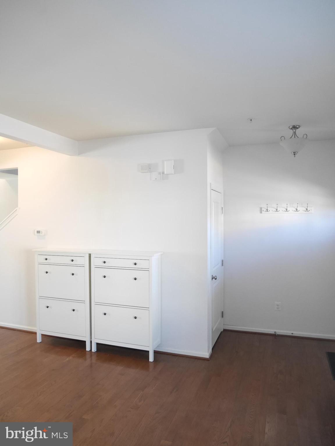 ASHBY COMMONS - Residential Lease